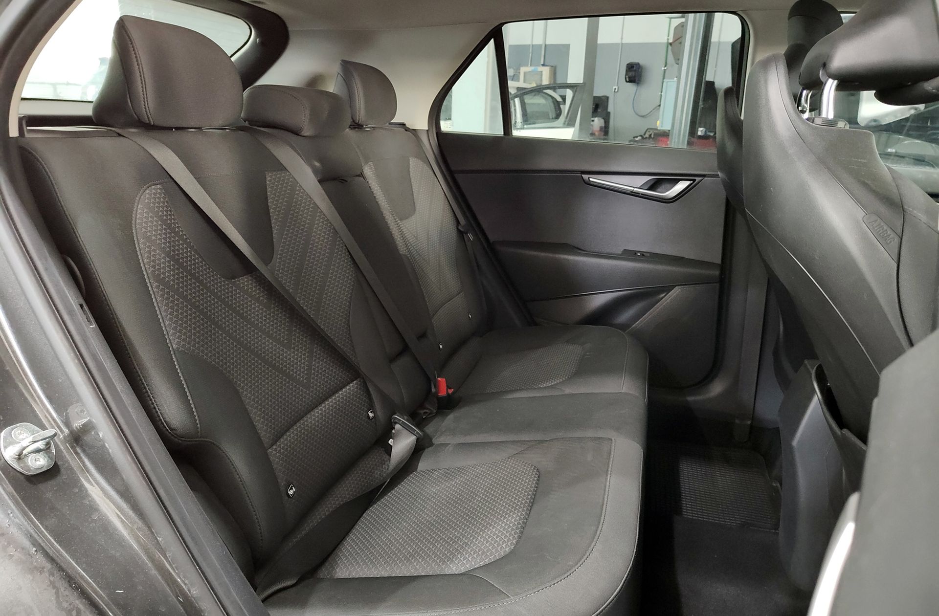 Kia Niro 1.6 GDi HEV Concept - foto 16
