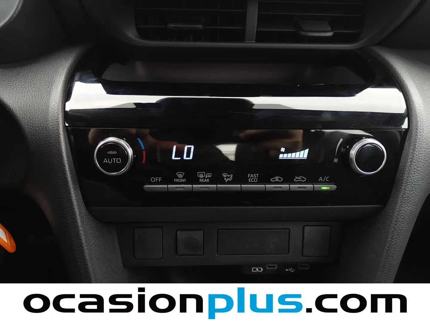 Foto Toyota Yaris Cross Toyota Yaris Cross 120H Business Plus (116 CV)