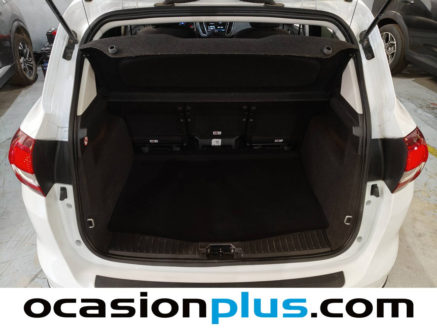 Foto Ford C-Max Ford C-Max 2.0 TDCI Titanium (150 CV)