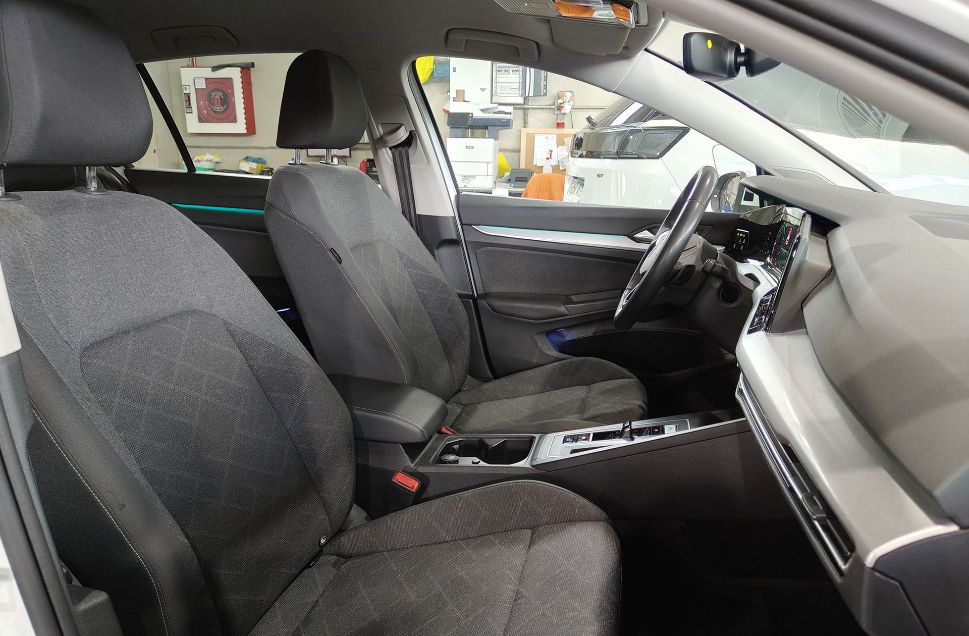 Volkswagen Golf Life 1.0 eTSI DSG - foto 18