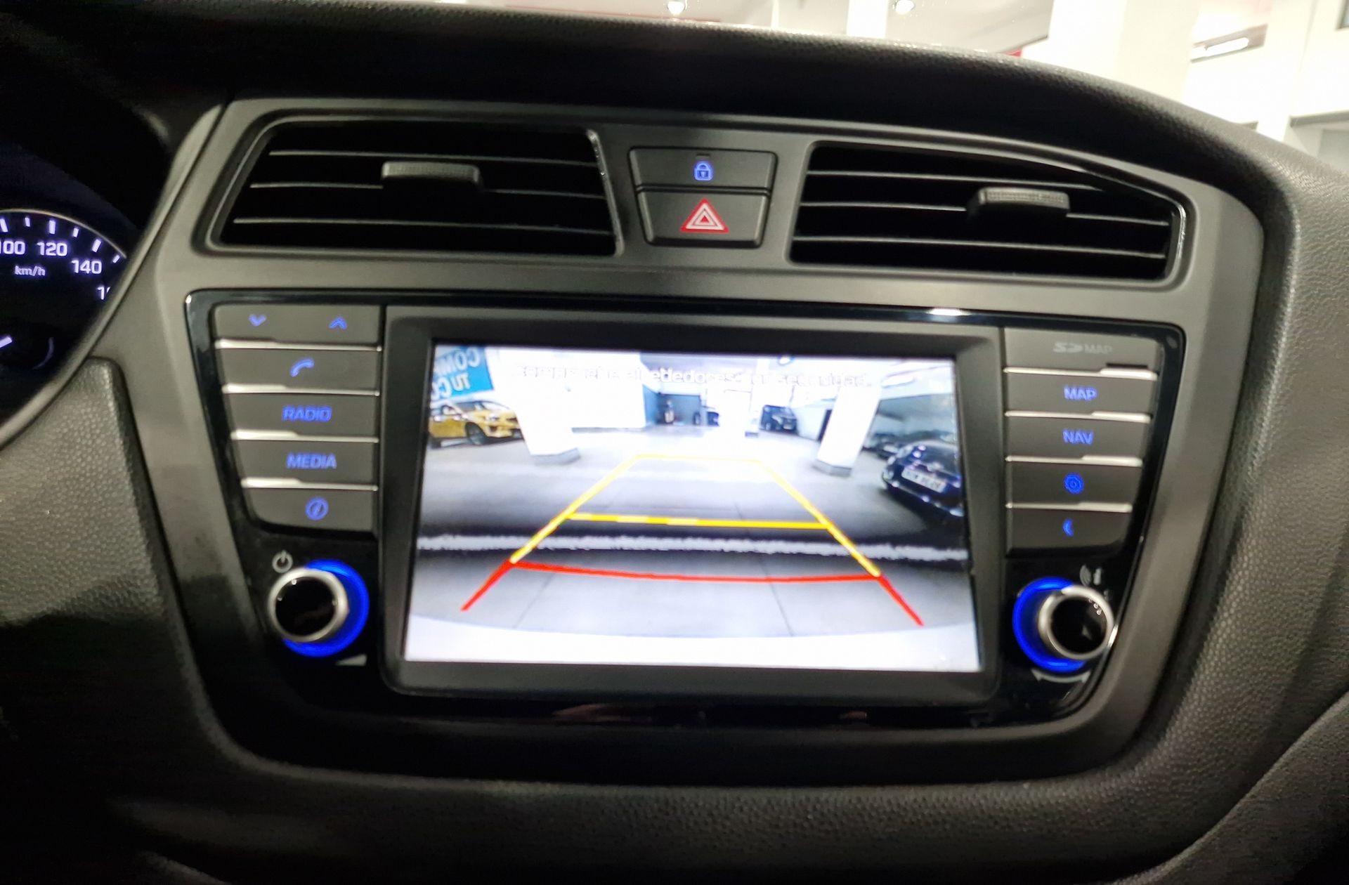 Hyundai i20 1.2 MPI Elegant Nav - foto 8