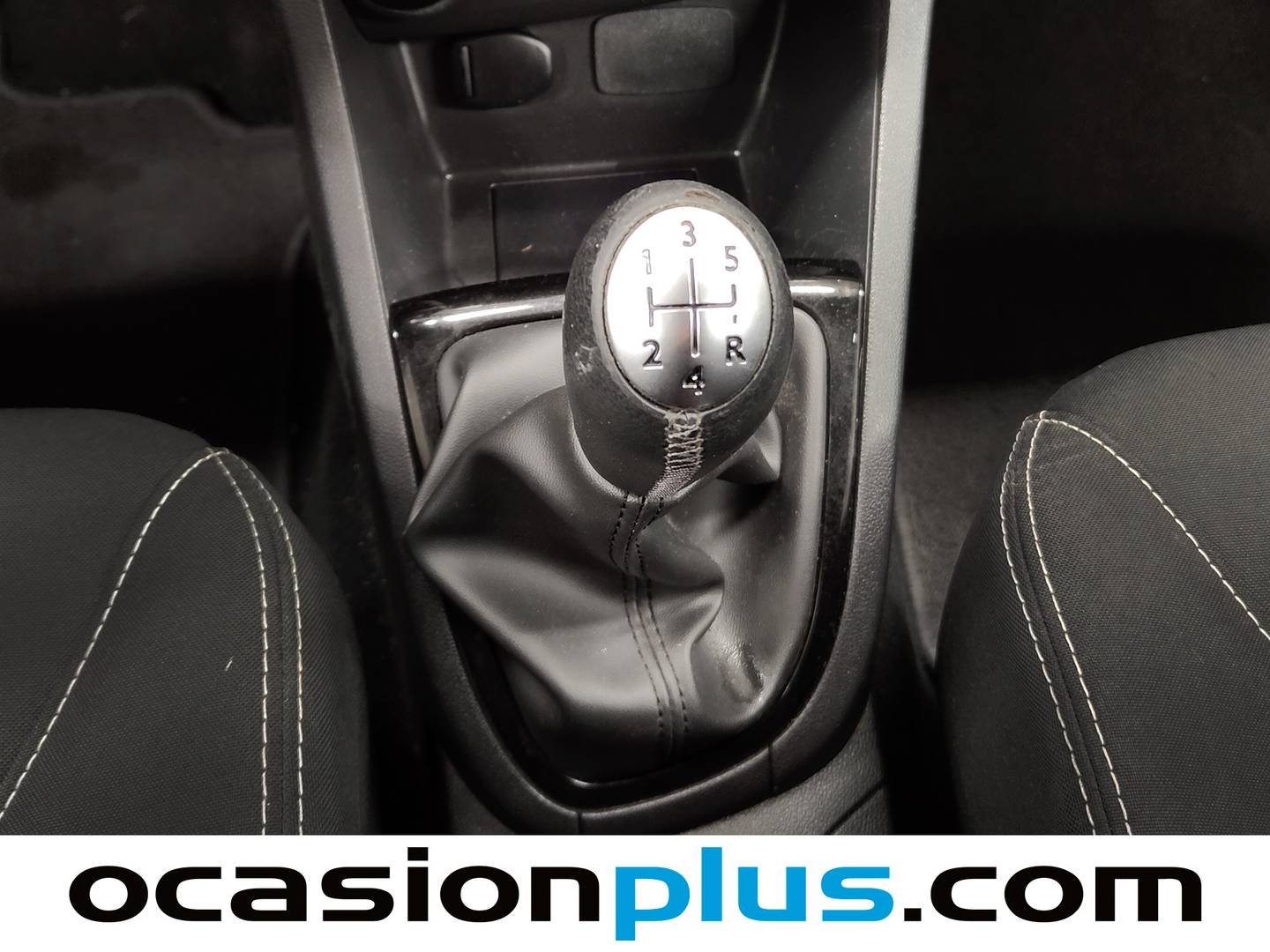 Renault Clio Renault Clio Limited 1.2 (75 CV) de segunda mano