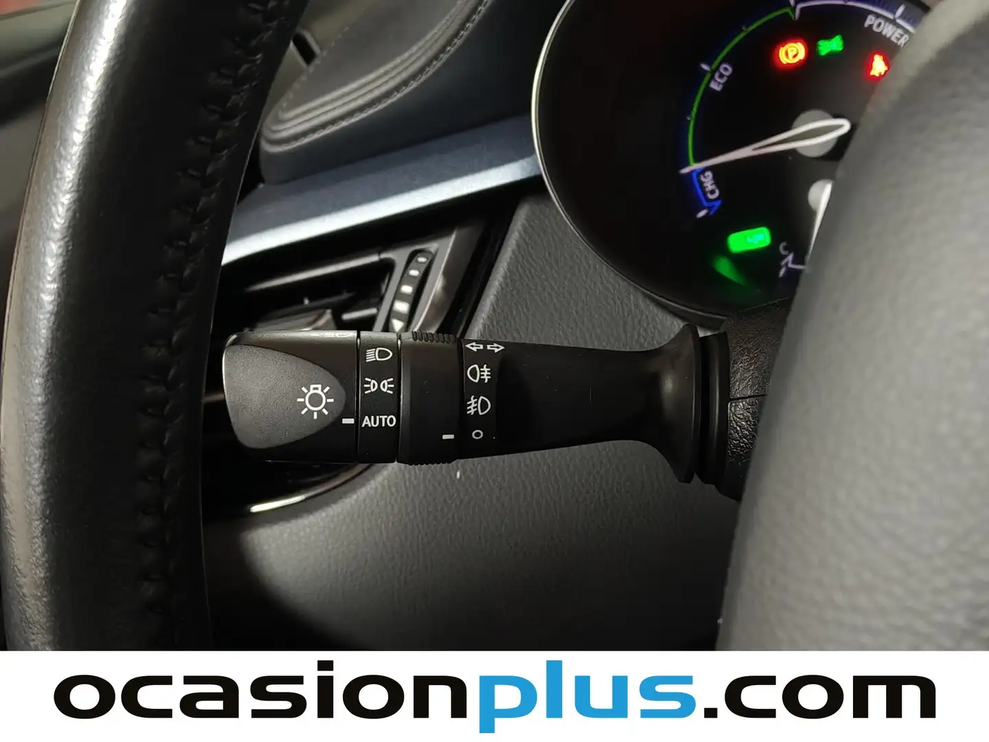 Foto Toyota C-HR Toyota C-HR 1.8 125H Advance (122 CV)