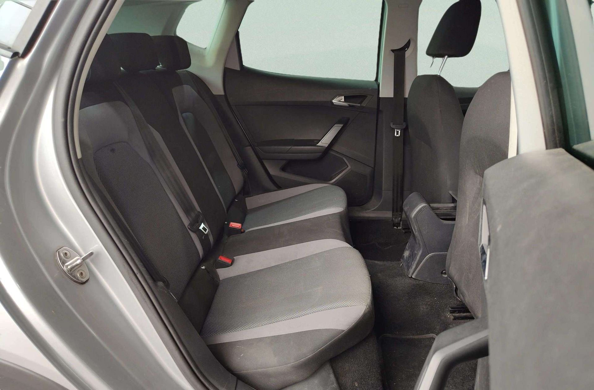 SEAT Arona 1.6 TDI Ecomotive Style - foto 14
