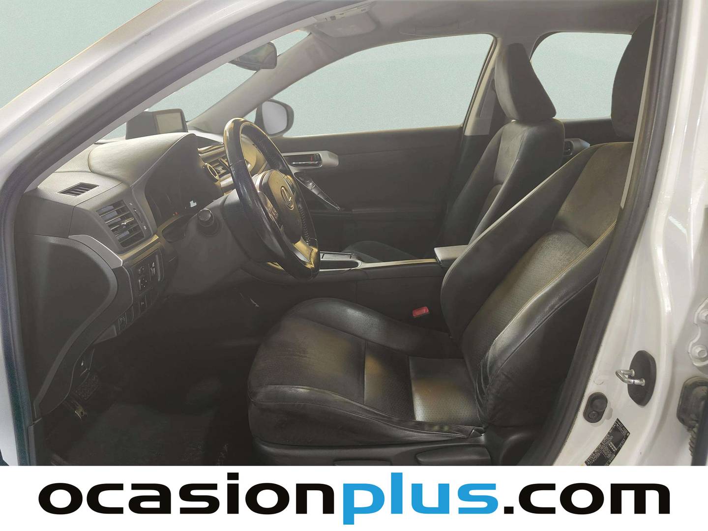 Foto asientos delanteros Lexus CT Lexus CT 200h Pack Hybrid Drive (136 CV)