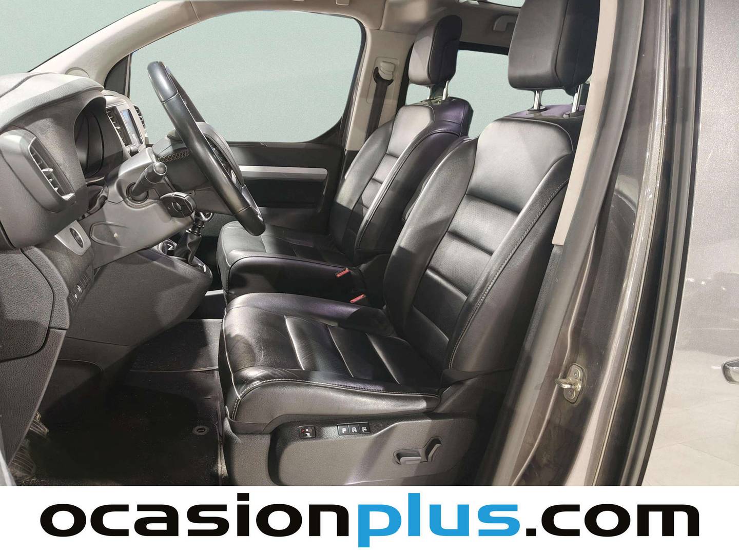 Foto asientos traseros Peugeot Traveller Peugeot Traveller BlueHDi 150 Allure Standard (150 CV) 8 Plazas