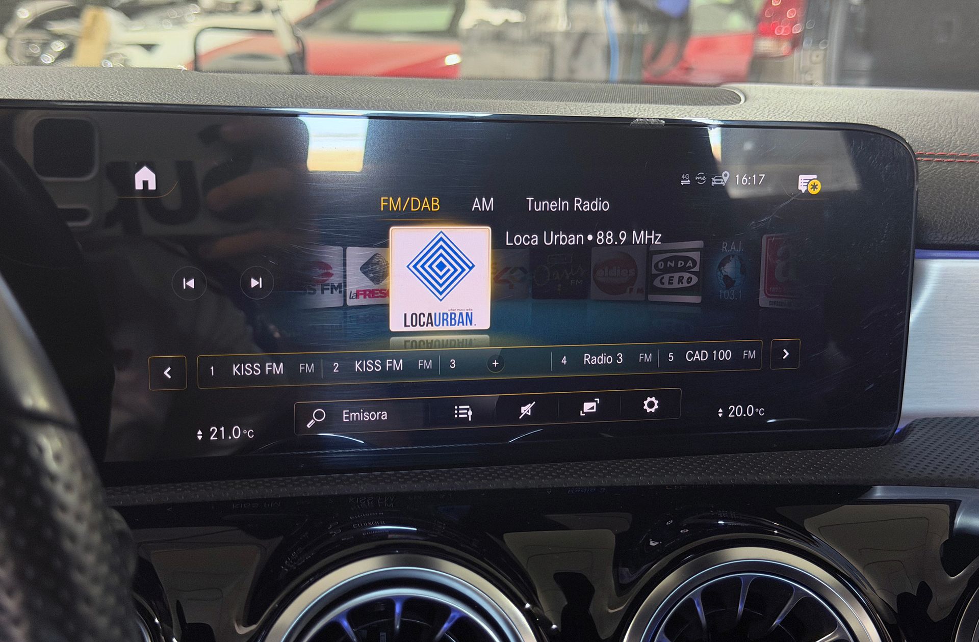 Mercedes-Benz CLA 180 Pack AMG - foto 34