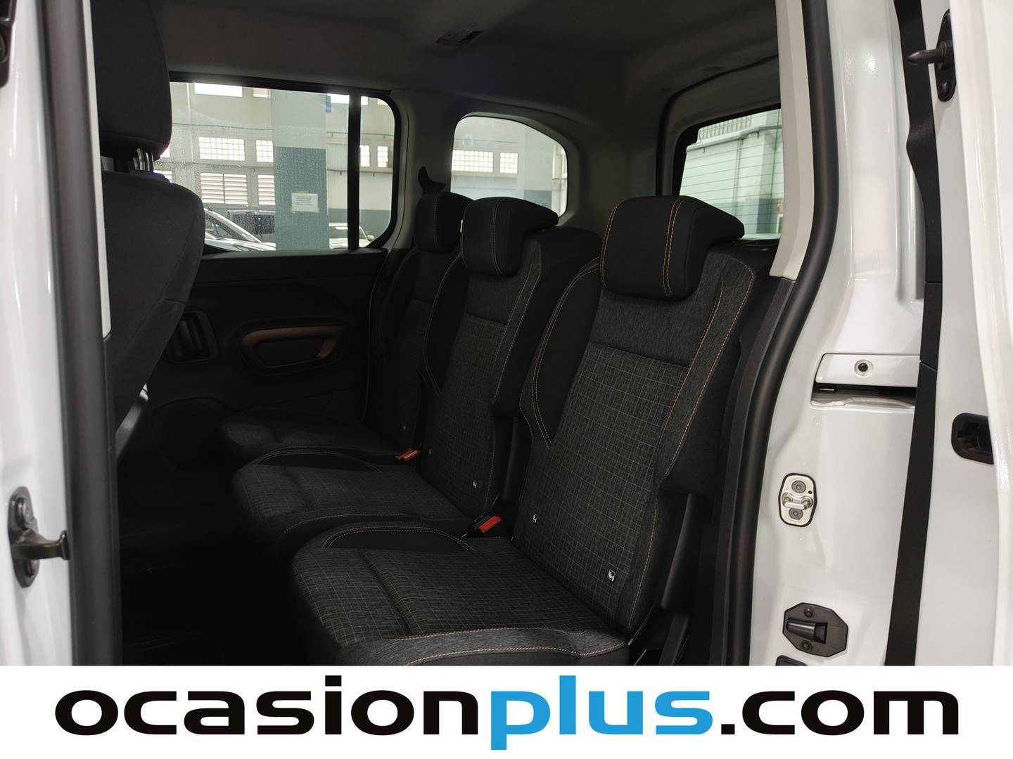 Foto Peugeot Rifter Peugeot Rifter BlueHDi 100 GT Business Standard (100 CV)