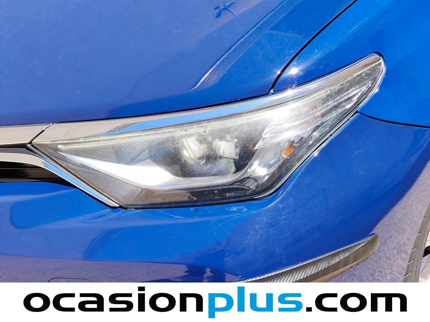 Equipamiento del Toyota Auris Toyota Auris 1.8 140H Hybrid Feel! (136 CV)