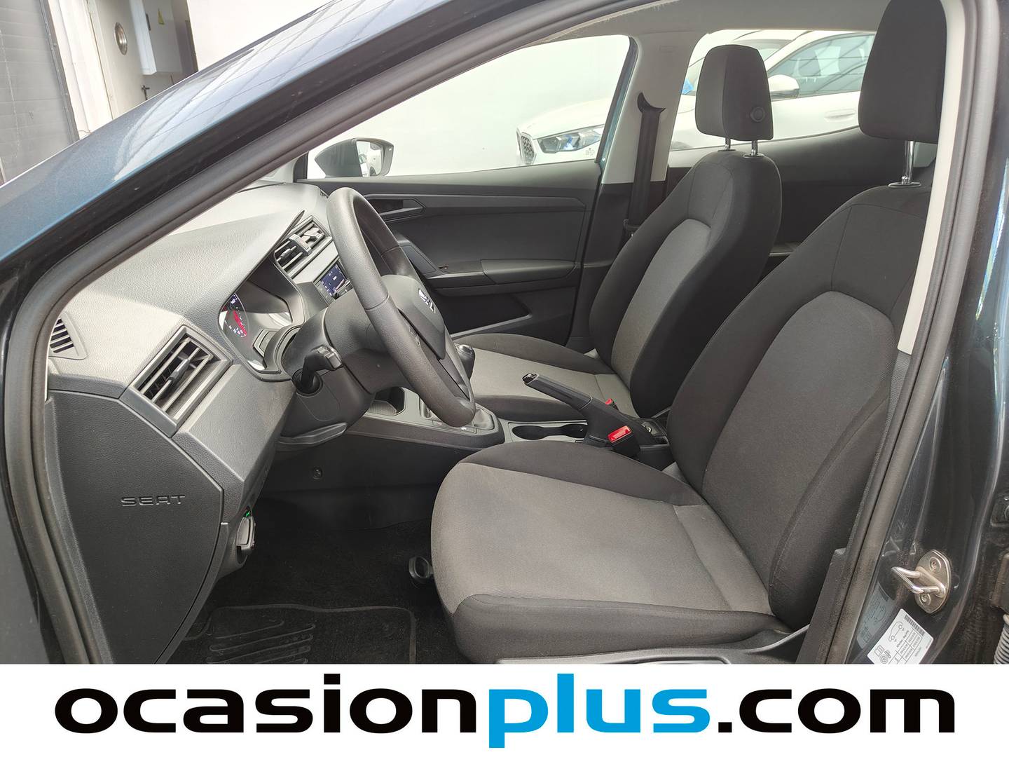 Foto asientos delanteros Seat Ibiza Seat Ibiza 1.0 TSI Reference Business (95 CV)