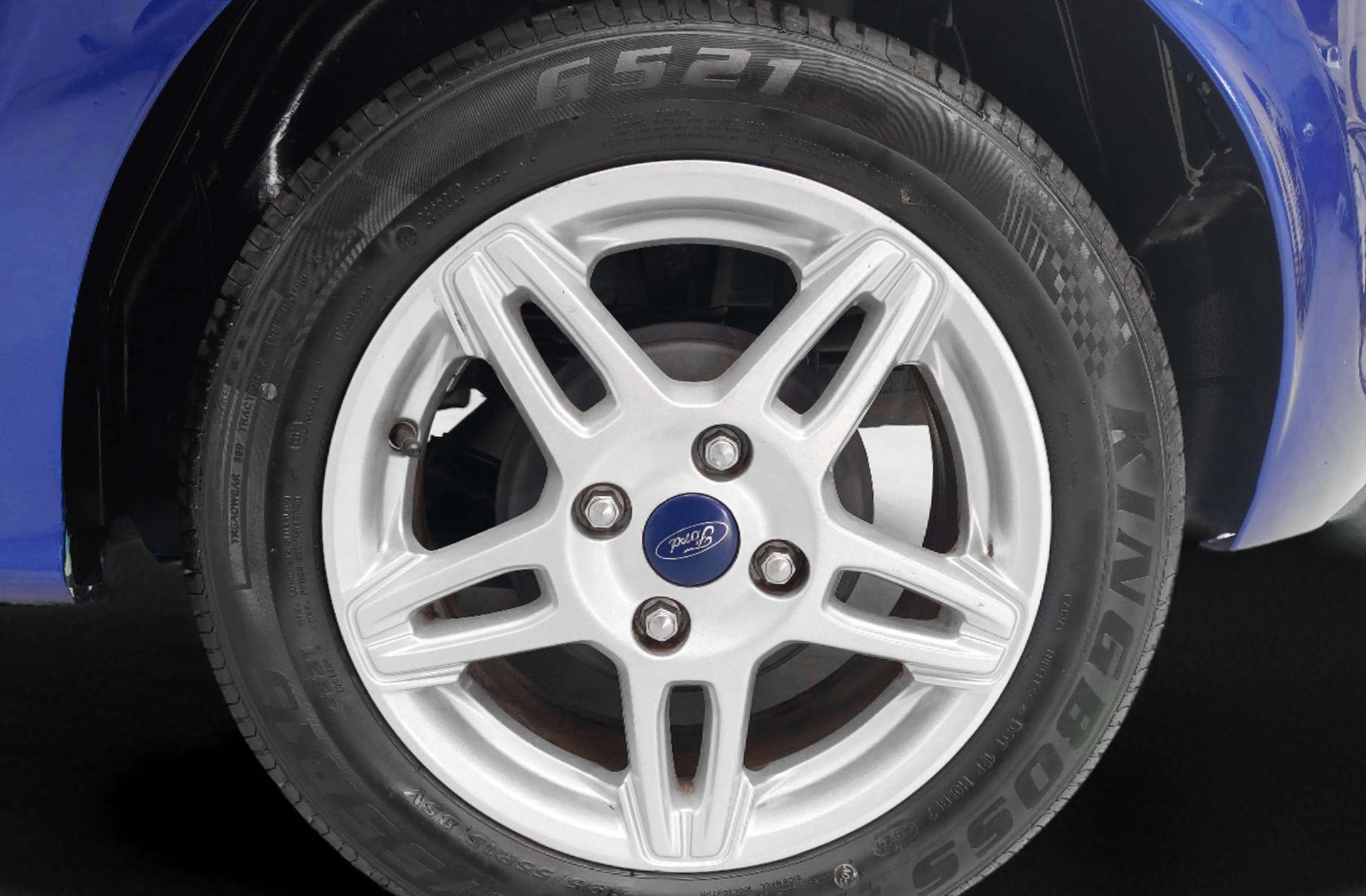 Ford Ka+ 1.2 Ti-VCT Ultimate - foto 31