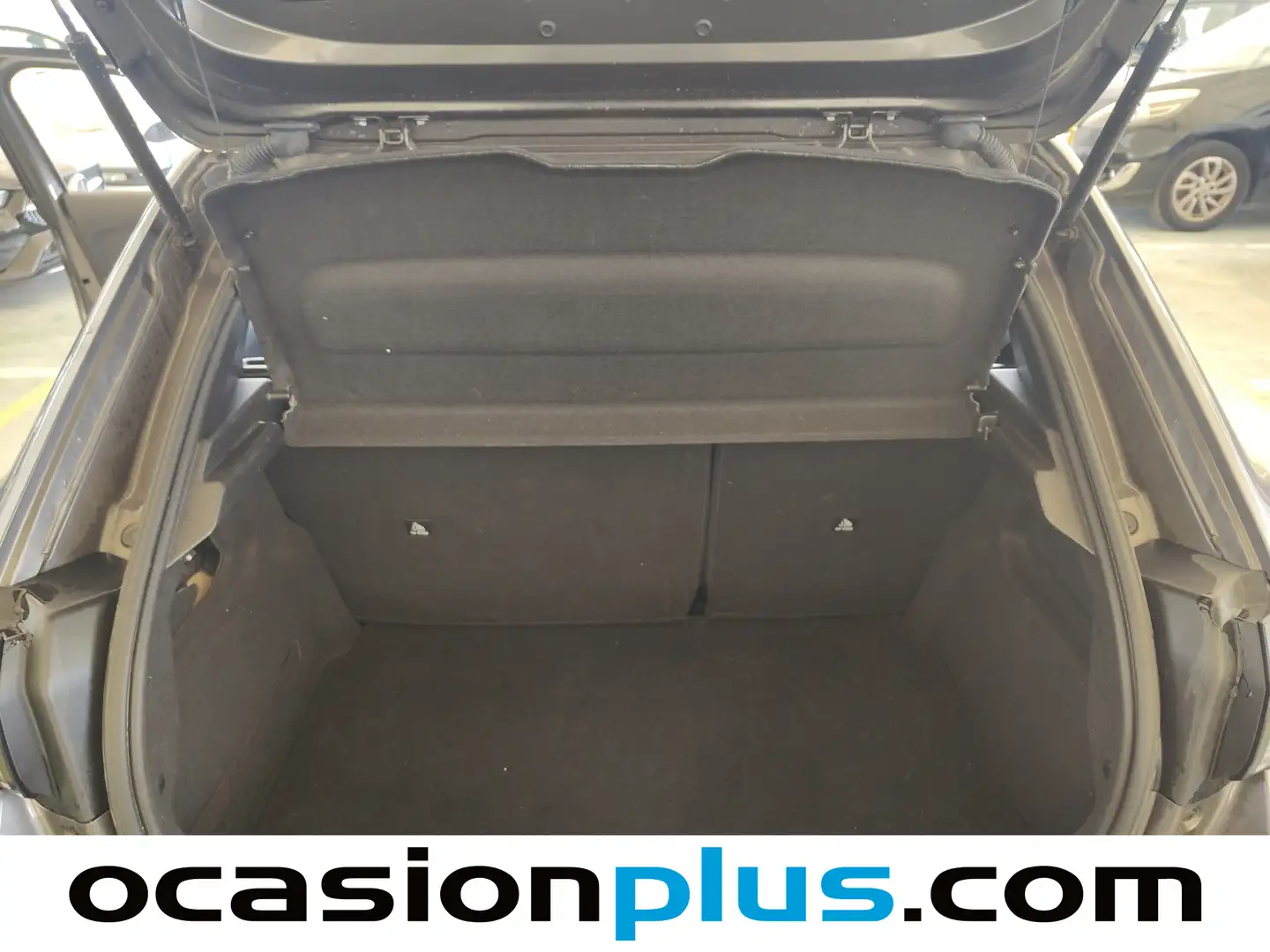 Foto Peugeot 208 Peugeot 208 PureTech 100 Allure (100 CV)