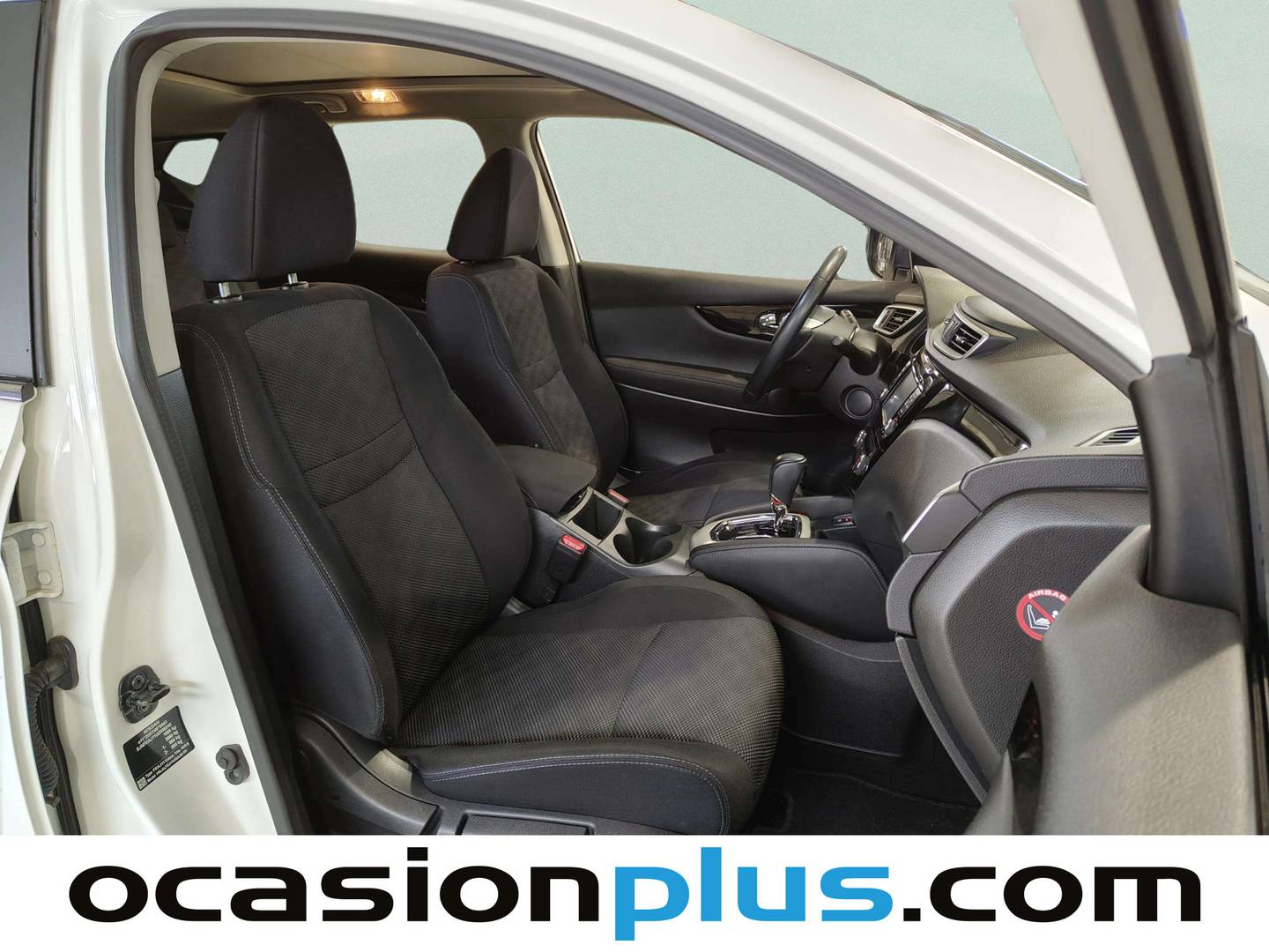 Foto Nissan QASHQAI Nissan Qashqai DIG-T 115 N-Connecta 4x2 XTronic (115 CV)