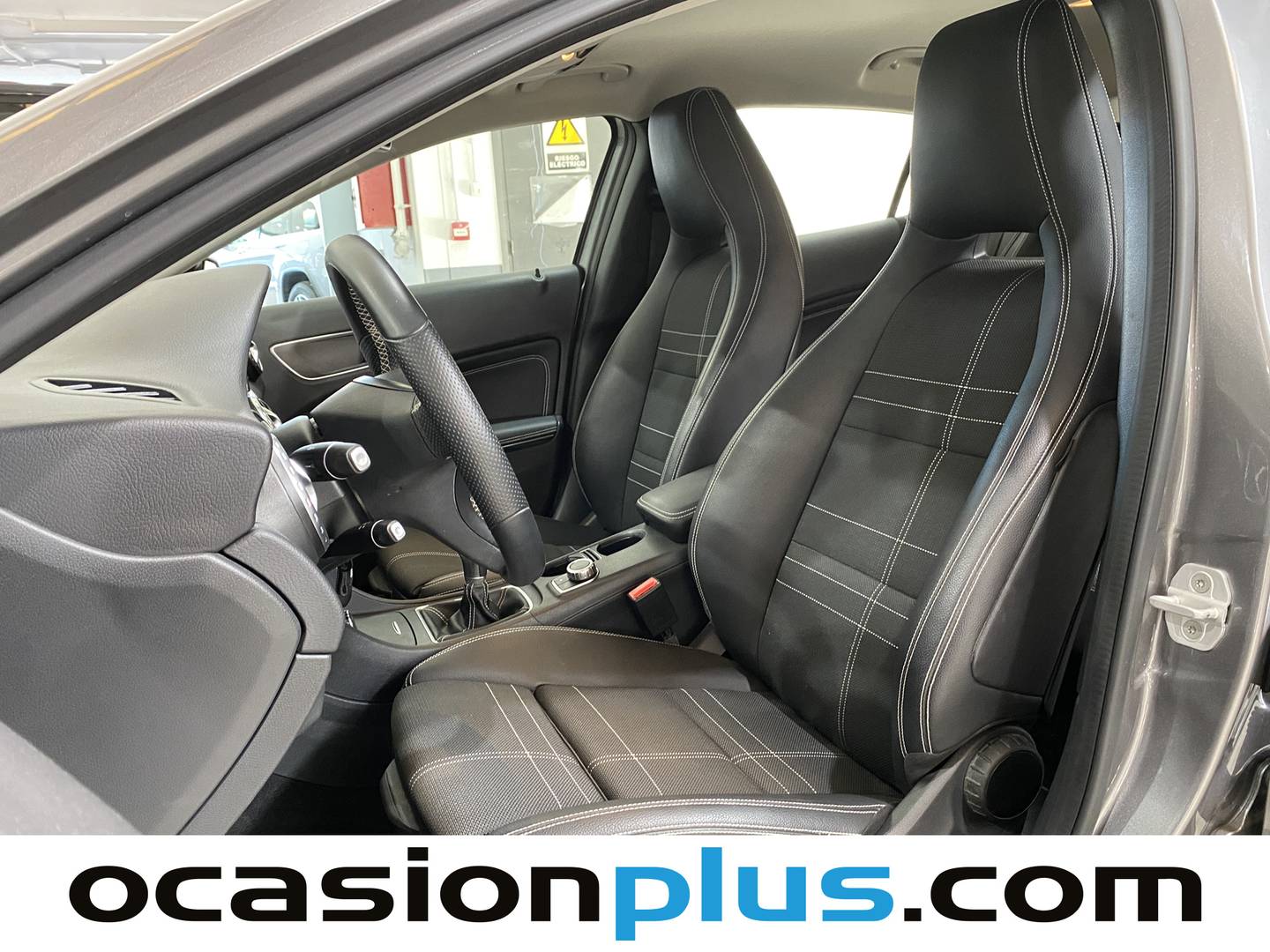 Foto asientos delanteros Mercedes GLA Mercedes GLA GLA 200 d Urban (136 CV)