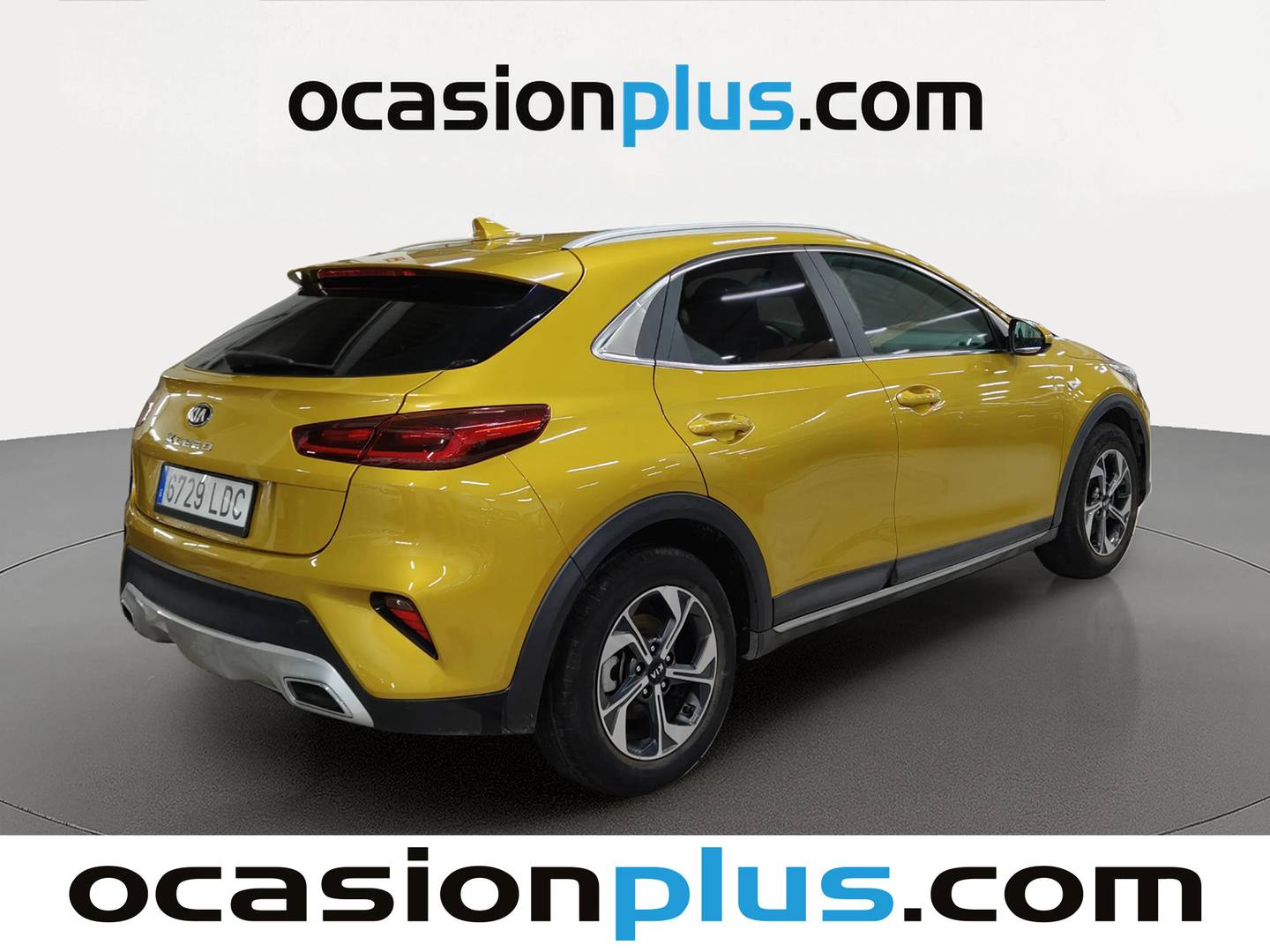 Foto trasera KIA XCeed KIA XCeed 1.0 T-GDi Drive (120 CV) izquierda