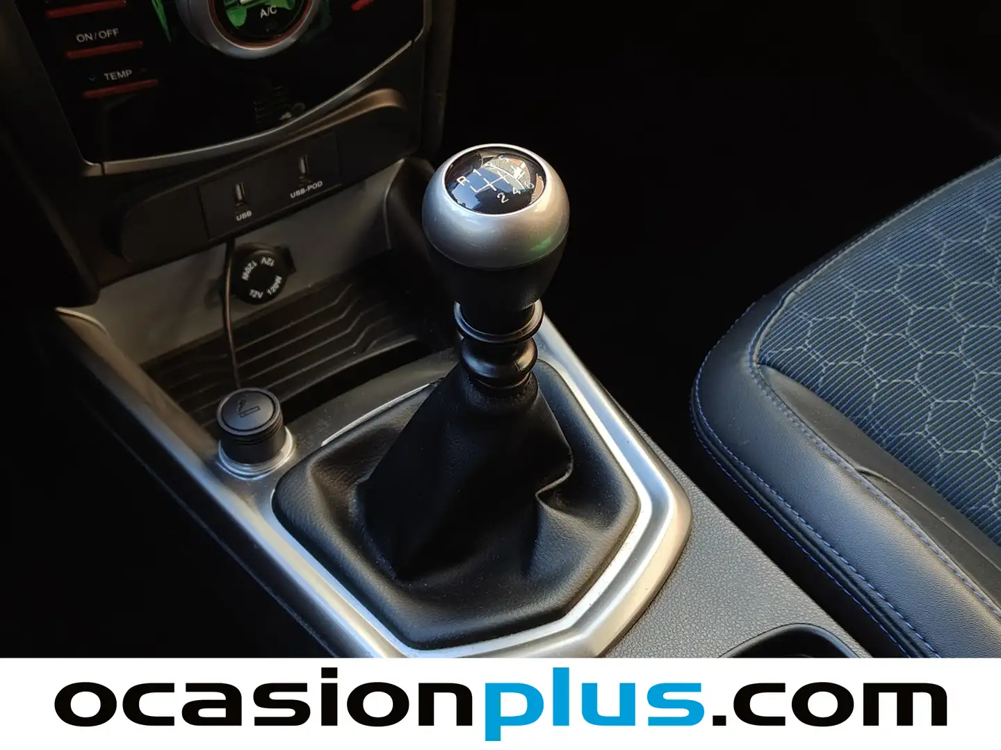 Foto SsangYong Tivoli Ssangyong Tivoli D16T Limited 4x2 (115 CV)