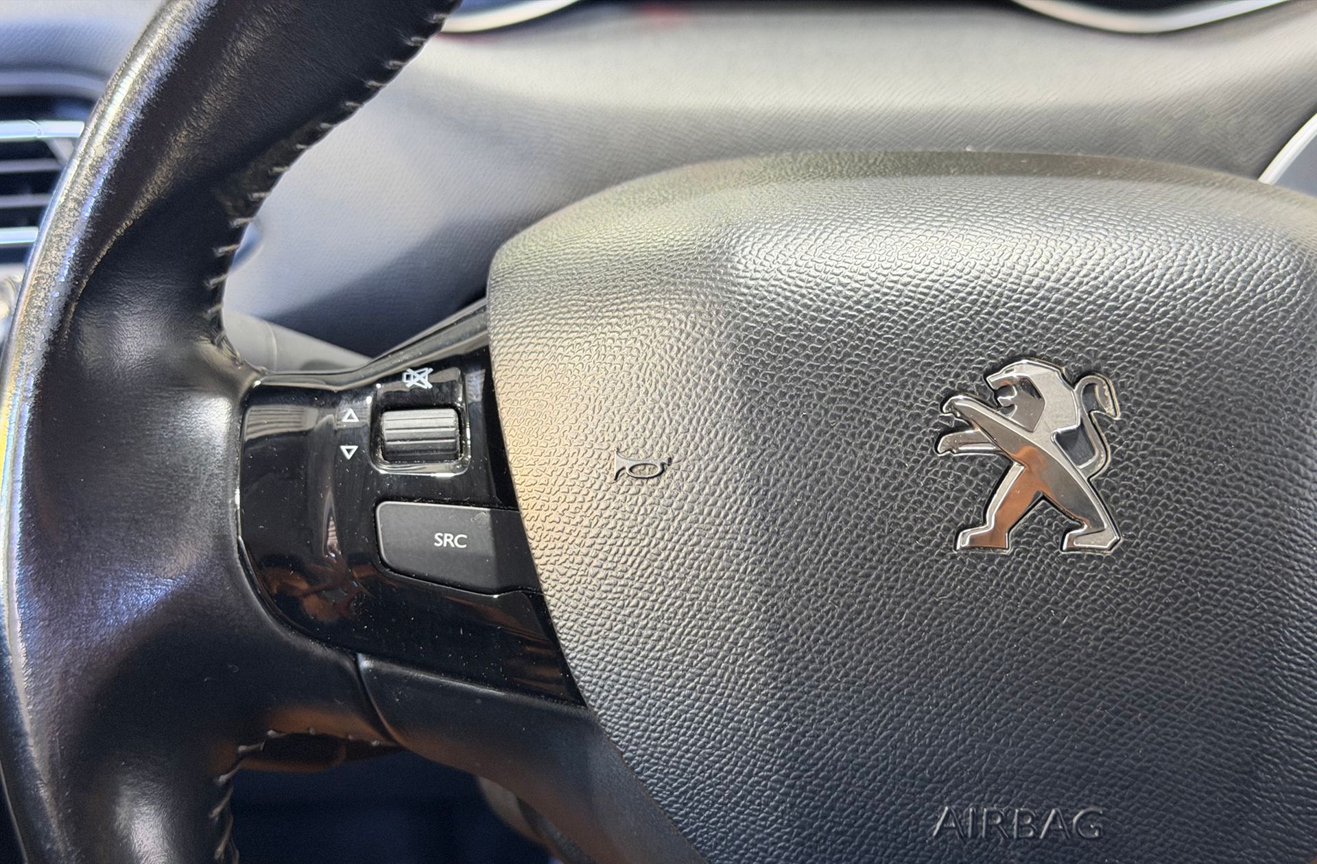 Peugeot 308 PureTech 130 Style - foto 23