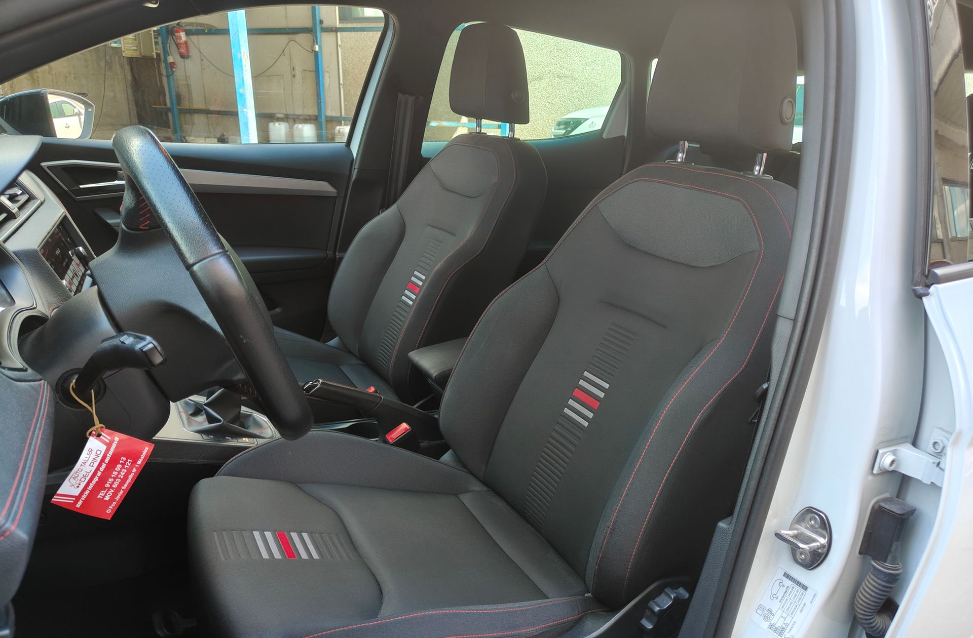 SEAT Ibiza 1.0 TSI FR Go - foto 11