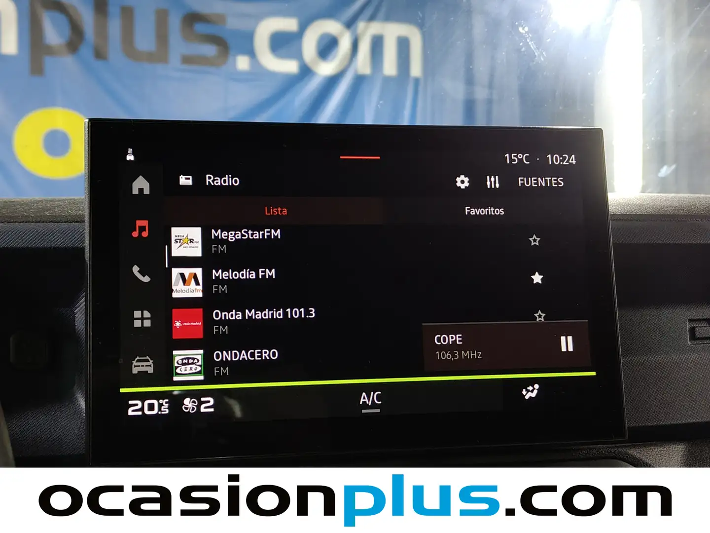 Foto Dacia Duster Dacia Duster ECO-G 100 Journey (100 CV) 4X2