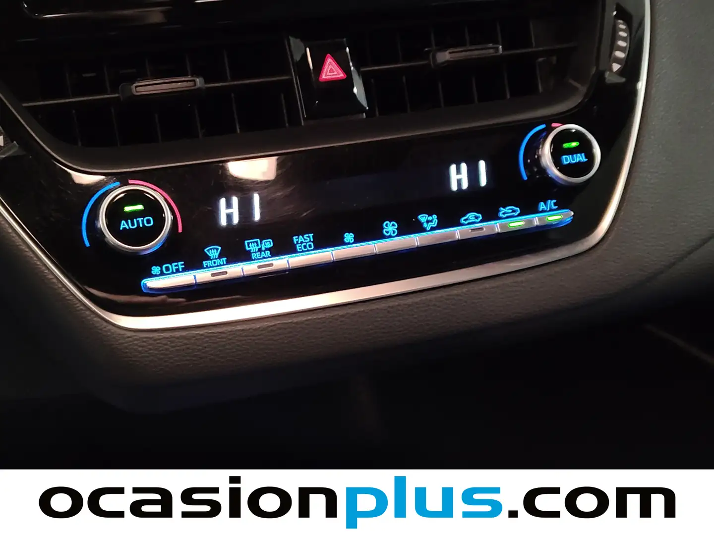 Foto Toyota Corolla Toyota Corolla 125H Business E-CVT (122 CV)