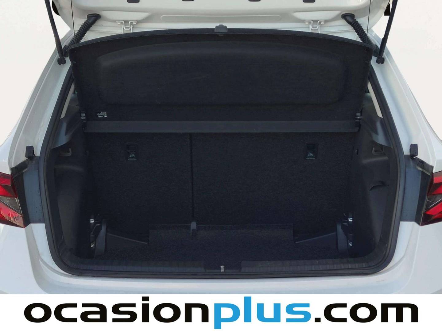 Fotos maletero Skoda Fabia Skoda Fabia 1.0 TSI Ambition (95 CV)