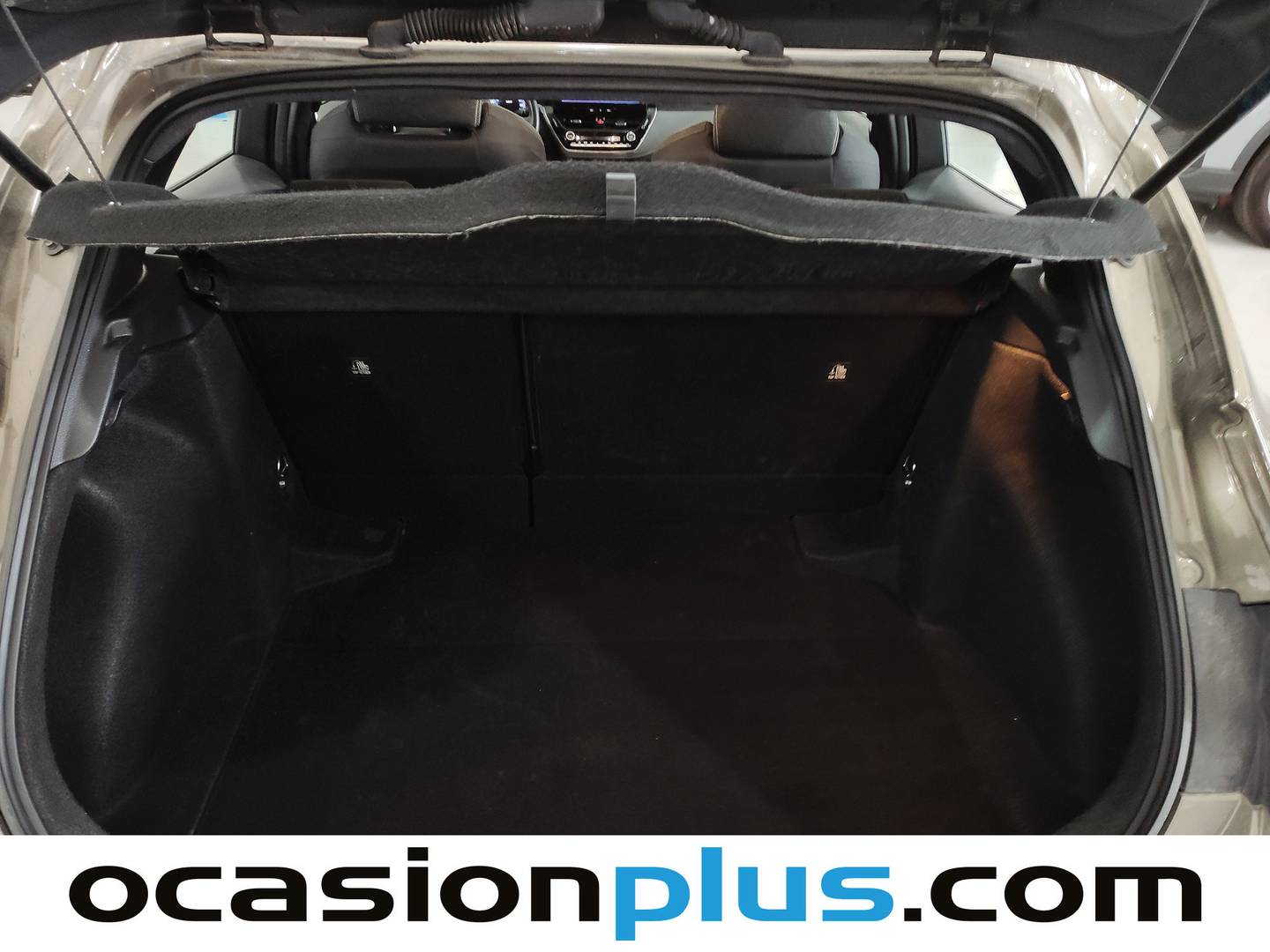 Foto Toyota Corolla Toyota Corolla 140H Active Plus (140 CV)