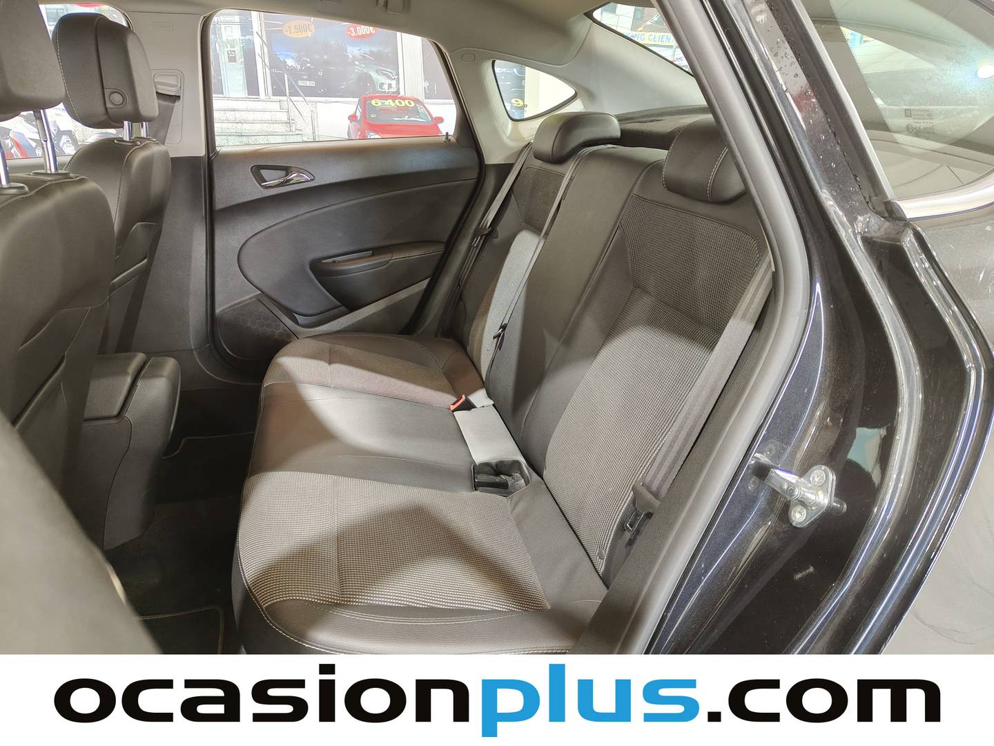 Foto asientos traseros Opel Astra Opel Astra 1.6 CDTi S&S Excellence (136 CV)