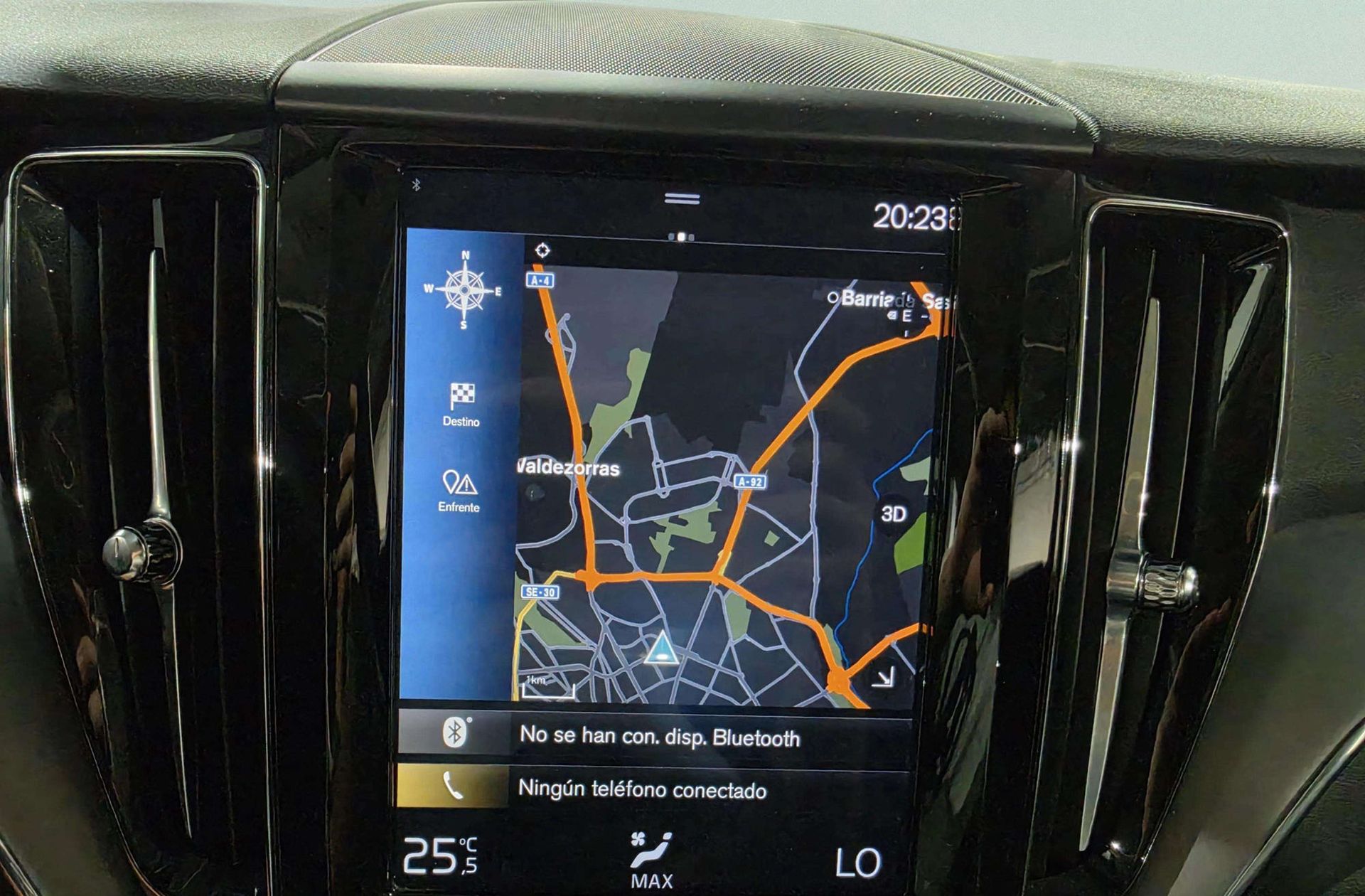 Volvo XC60 T4 Momentum - foto 7