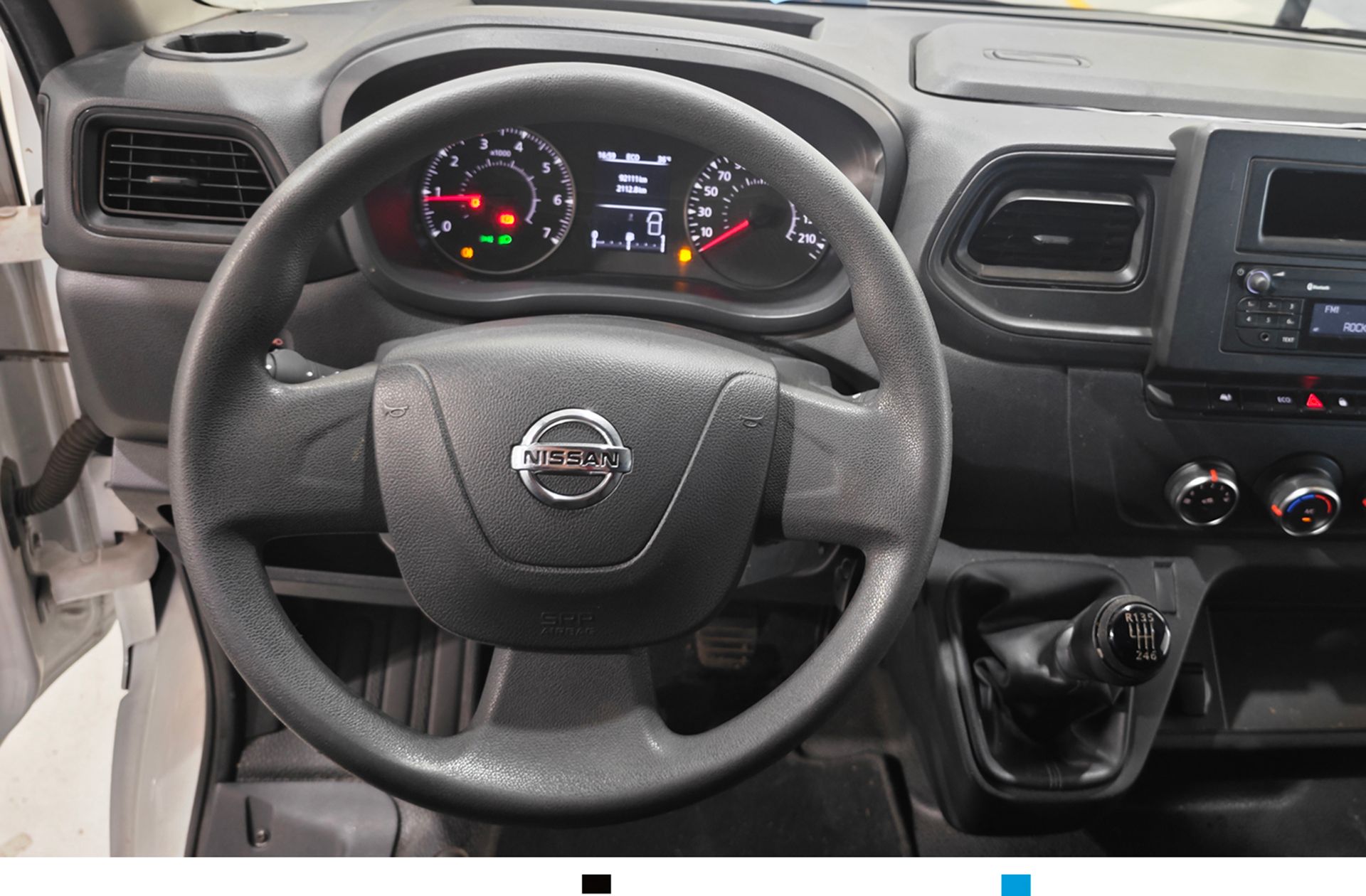 Nissan Interstar 2.3 dCi L2H2 3,5T FWD GO - foto 16