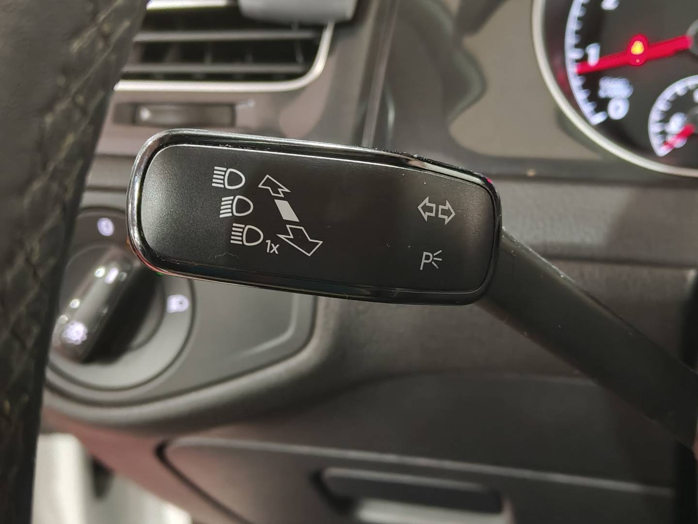 Foto Volkswagen Golf Volkswagen Golf 1.5 TSI Evo (130 CV)