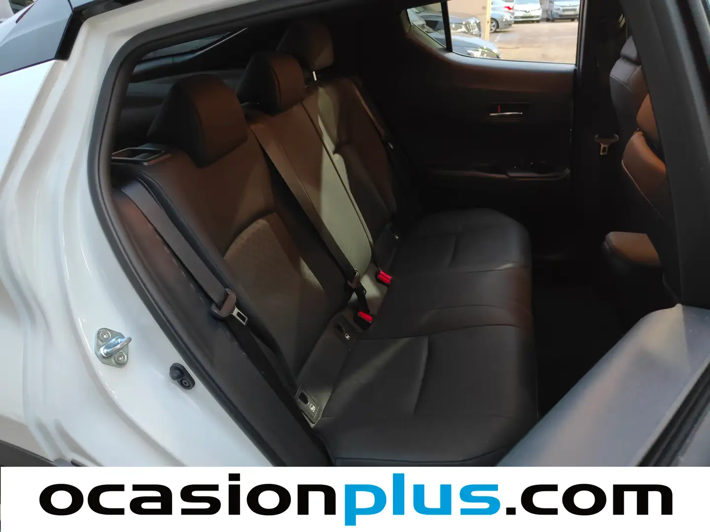 Foto Toyota C-HR Toyota C-HR 180H Advance (184 CV)