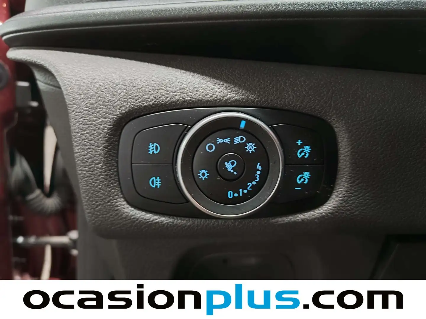 Foto Ford Transit Custom Ford Transit Custom Kombi 2.0 TDCI MHEV 320 L1 Trend  8 Plazas (130 CV)