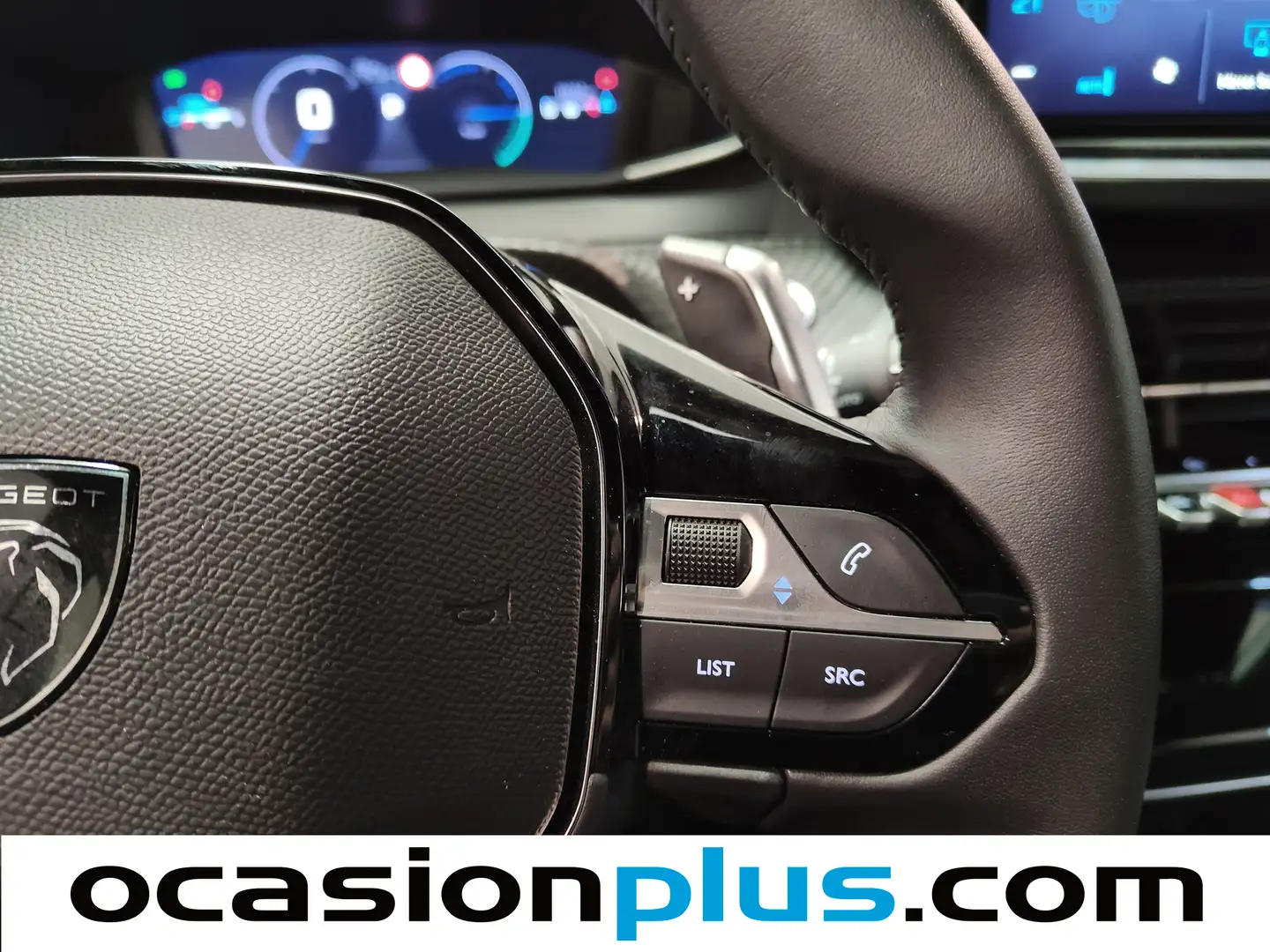 Foto Peugeot 2008 Peugeot 2008 Allure Hybrid eDCS6 (145 CV)