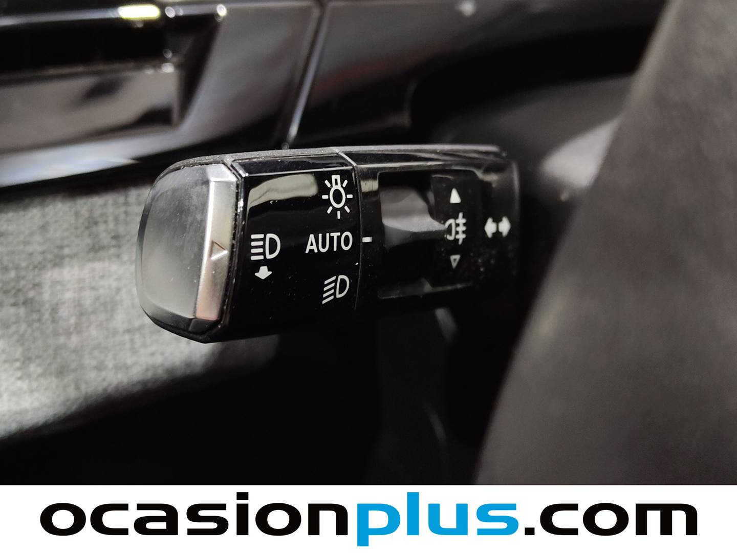 Peugeot 3008 Hybrid Peugeot 3008 Hybrid 145 Allure eDCS6 (145 CV) 2026