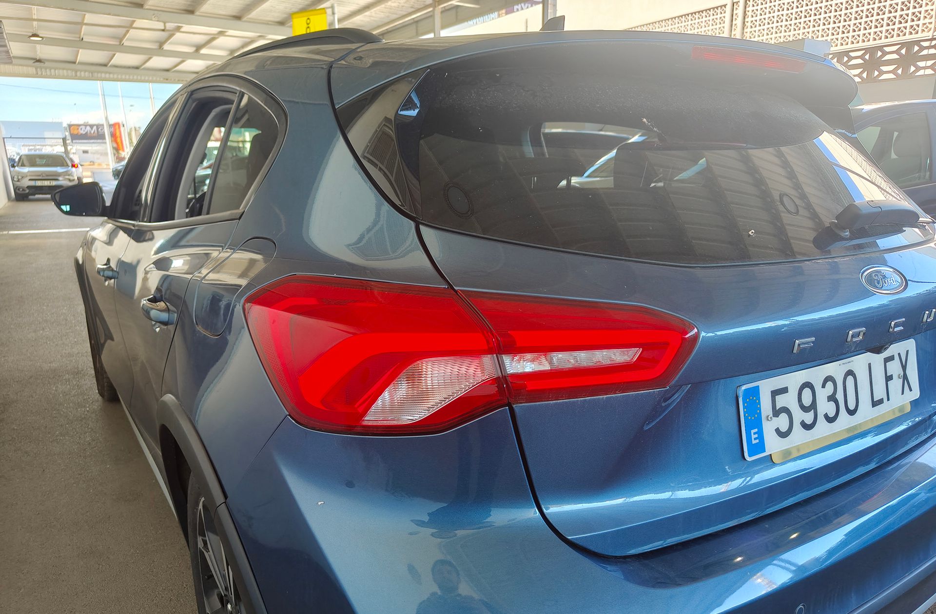Ford Focus 1.0 EcoBoost Active - foto 18