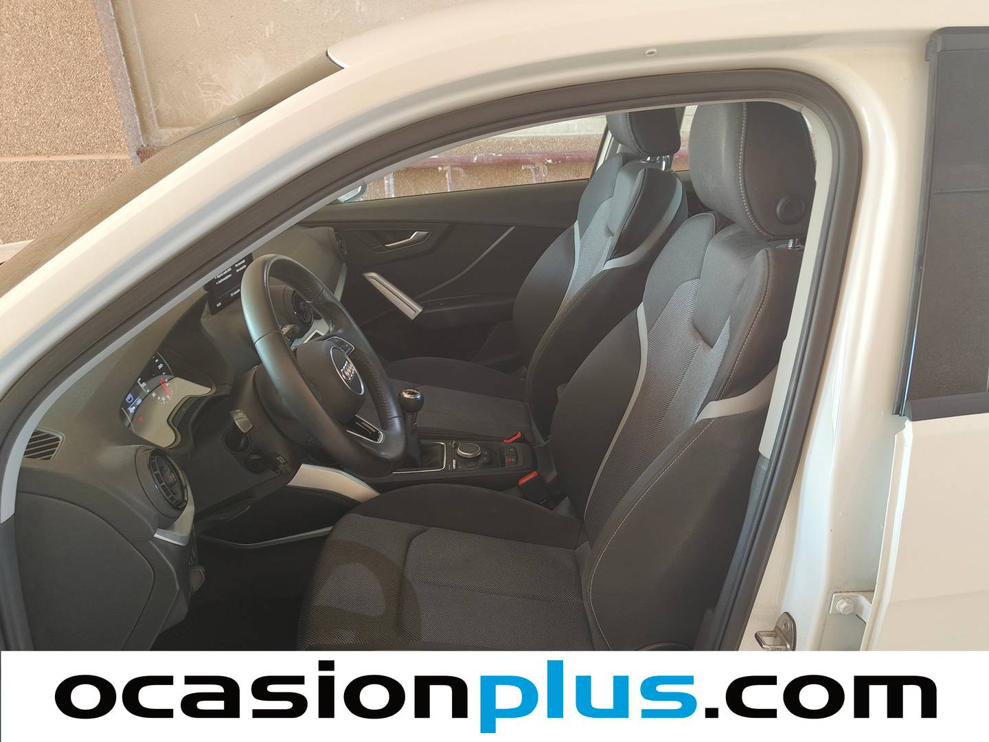 Foto asientos delanteros Audi Q2 Audi Q2 sport edition 1.6 TDI (116 CV)