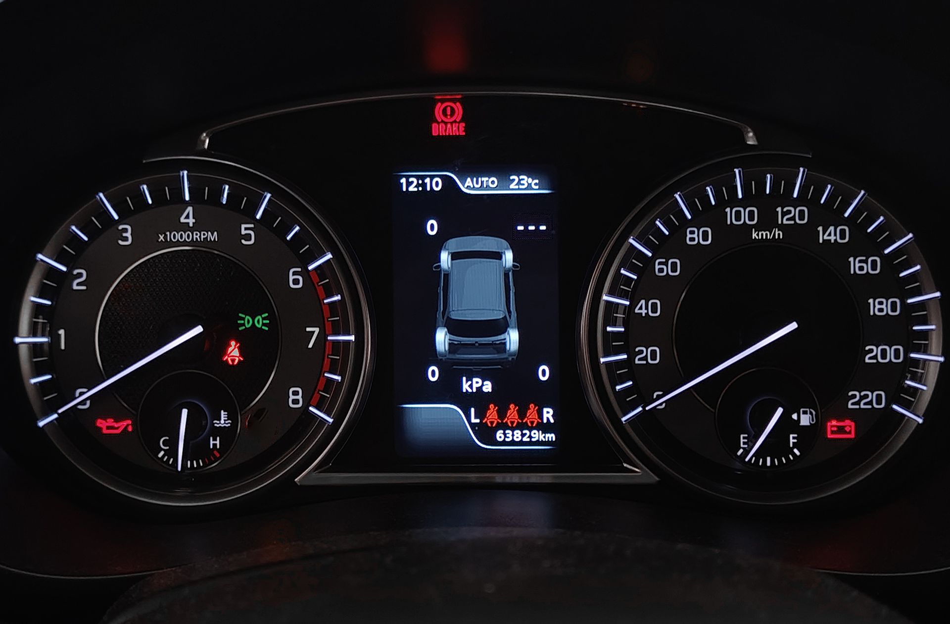 Suzuki S-Cross 1.4T Mild Hybrid S2 4WD - foto 23