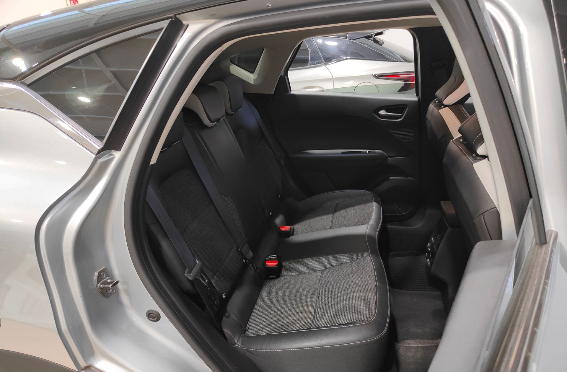 Renault Captur Techno TCe - foto 19
