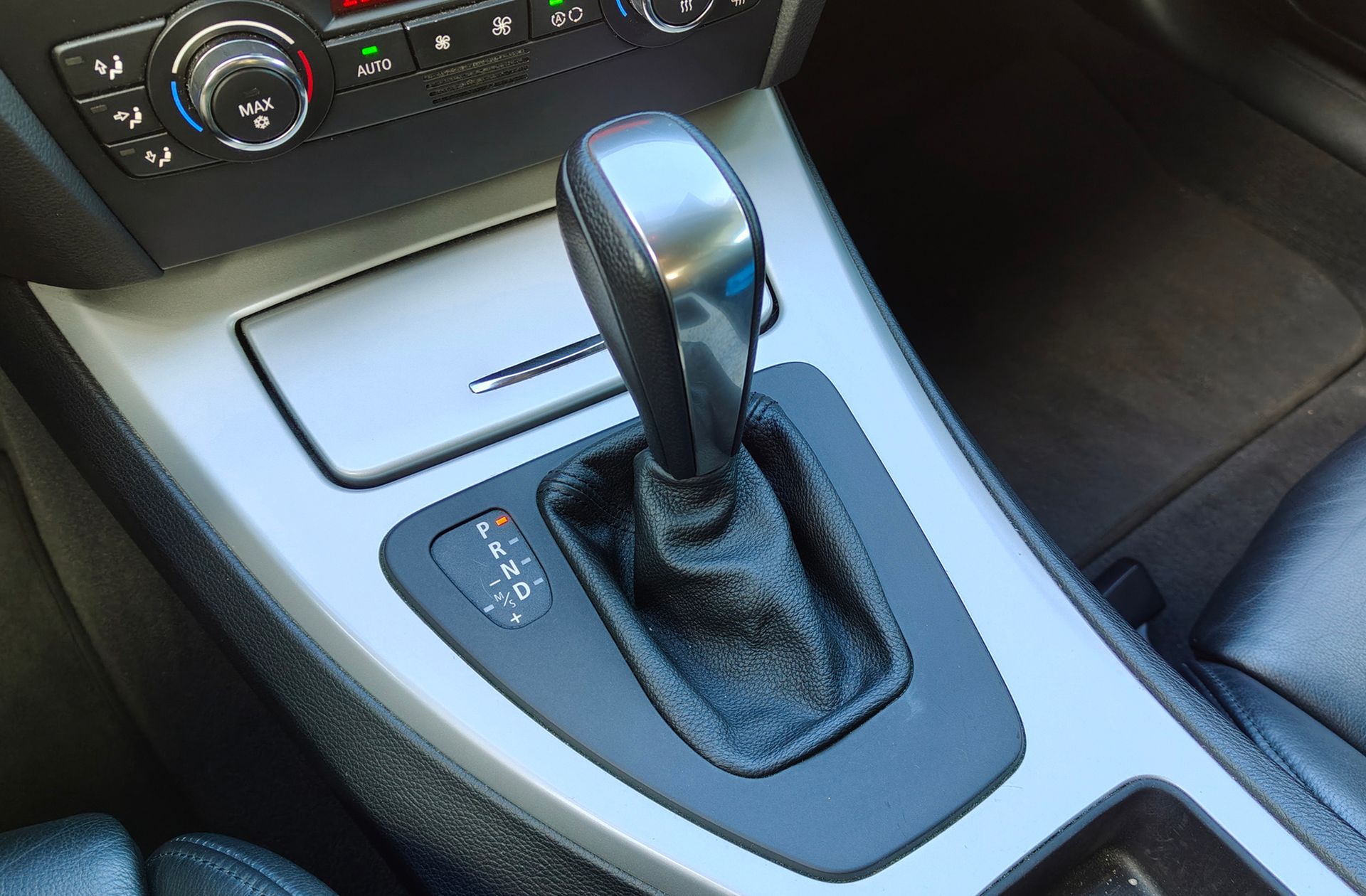 BMW Serie 3 325i Coupe - foto 5