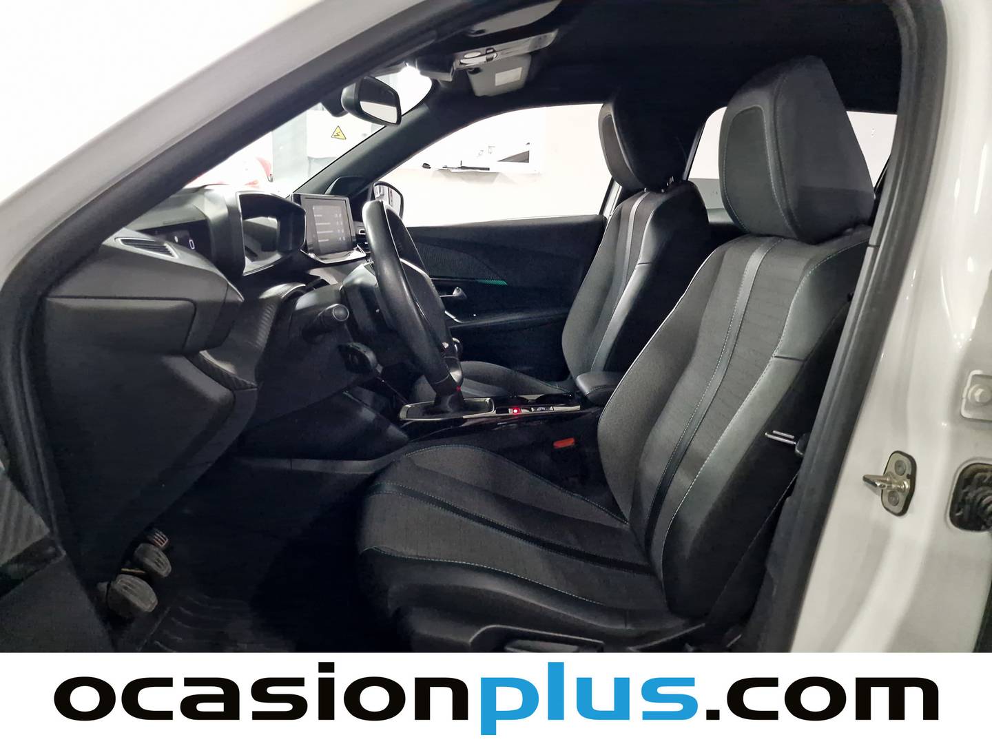 Foto Peugeot 2008 Peugeot 2008 PureTech 130 S&S Allure Pack (130 CV)