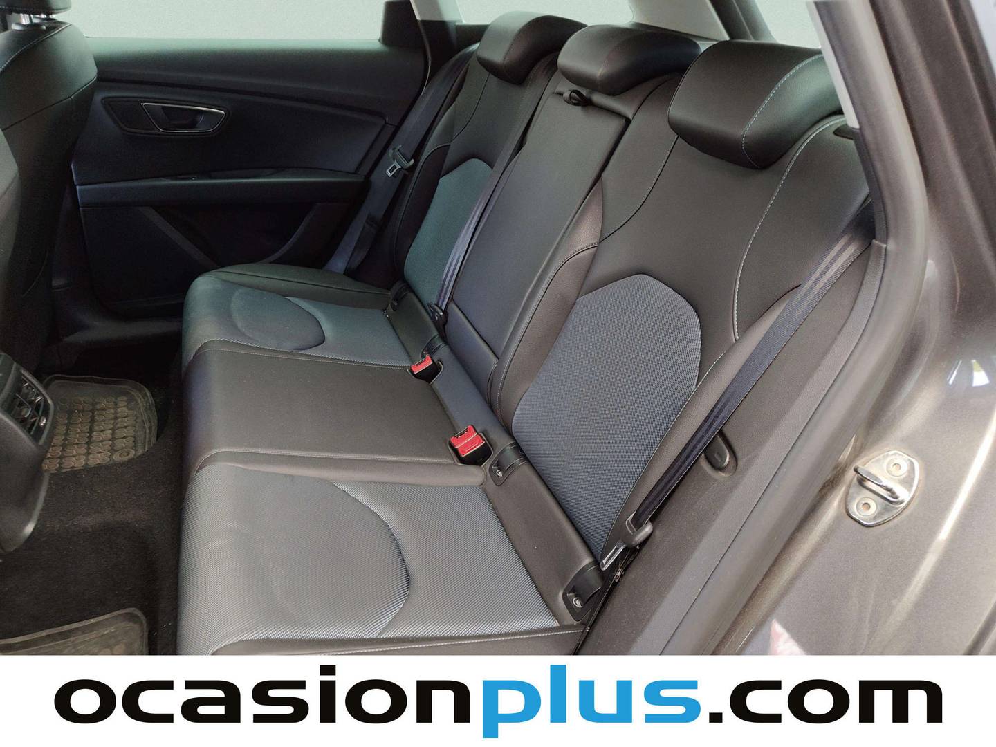 Foto asientos traseros Seat León Seat León ST 1.2 TSI St&Sp Style Connect (110 CV)