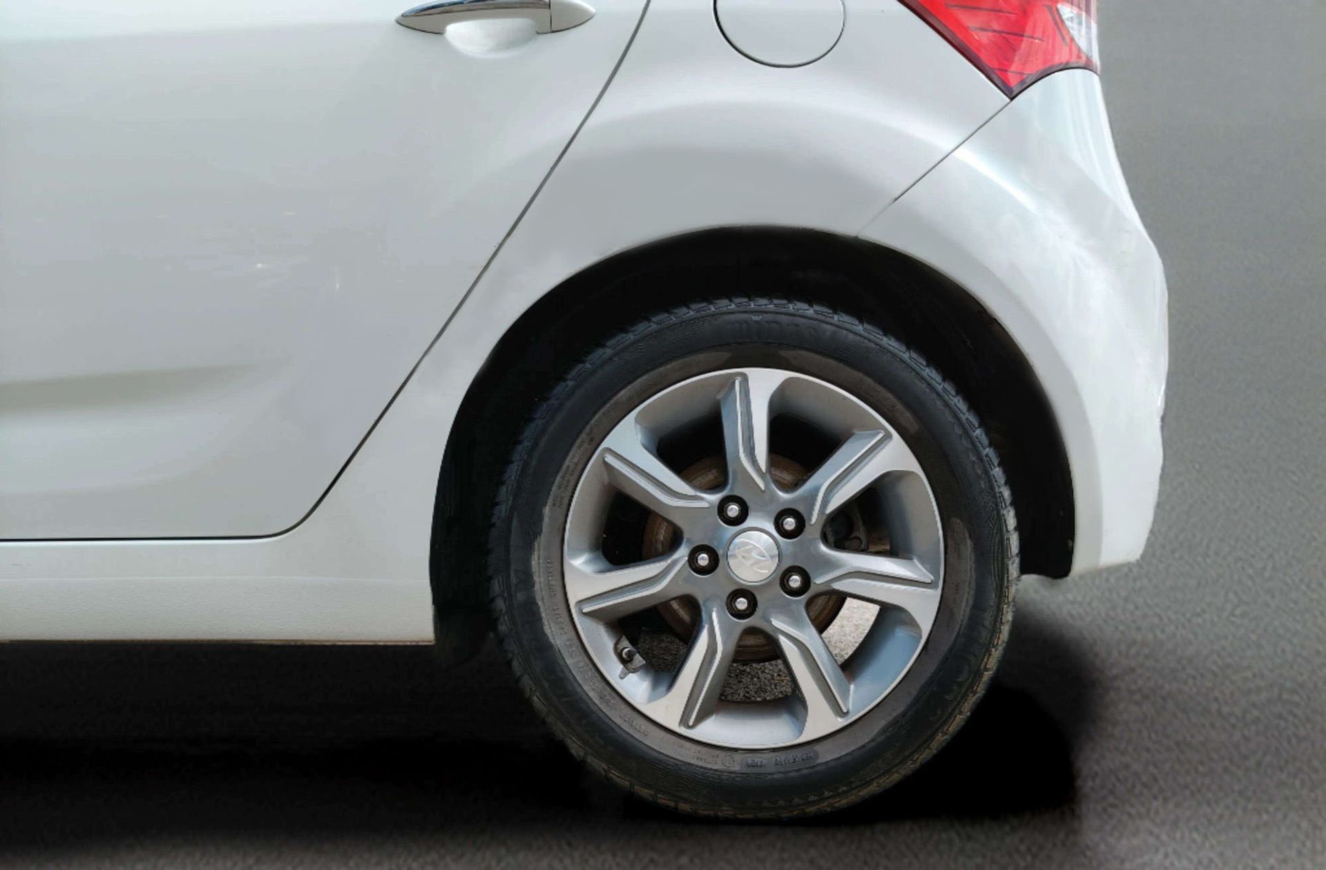 Hyundai ix20 1.4 MPI BlueDrive Tecno - foto 29