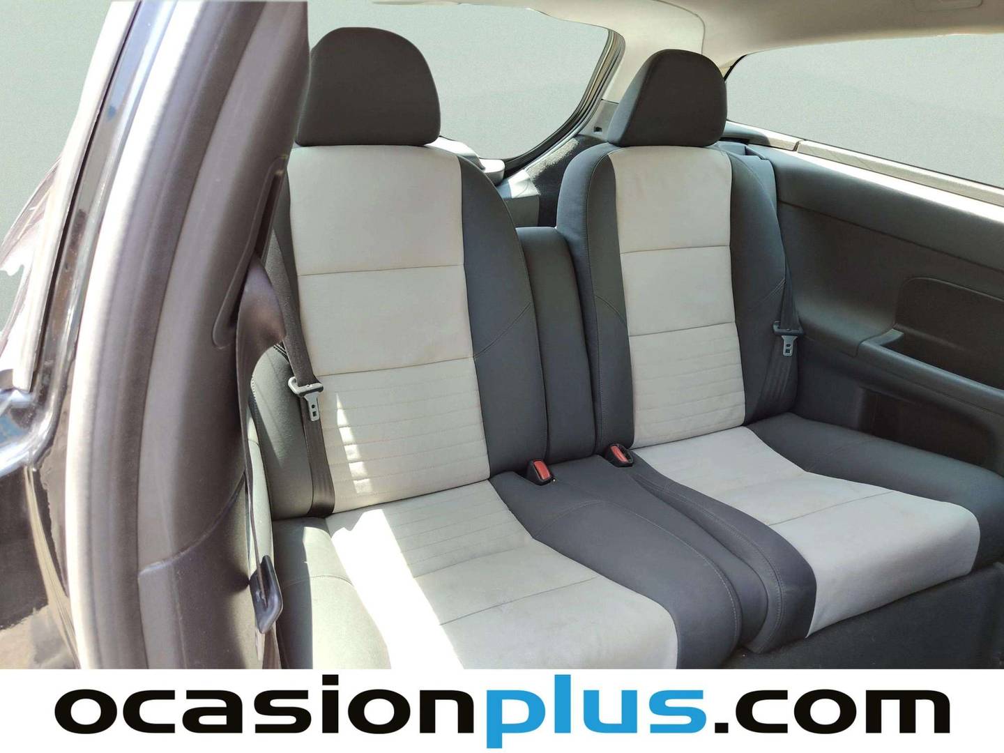 Volvo C30 Volvo C30 1.6D Momentum (109 CV) al mejor precio