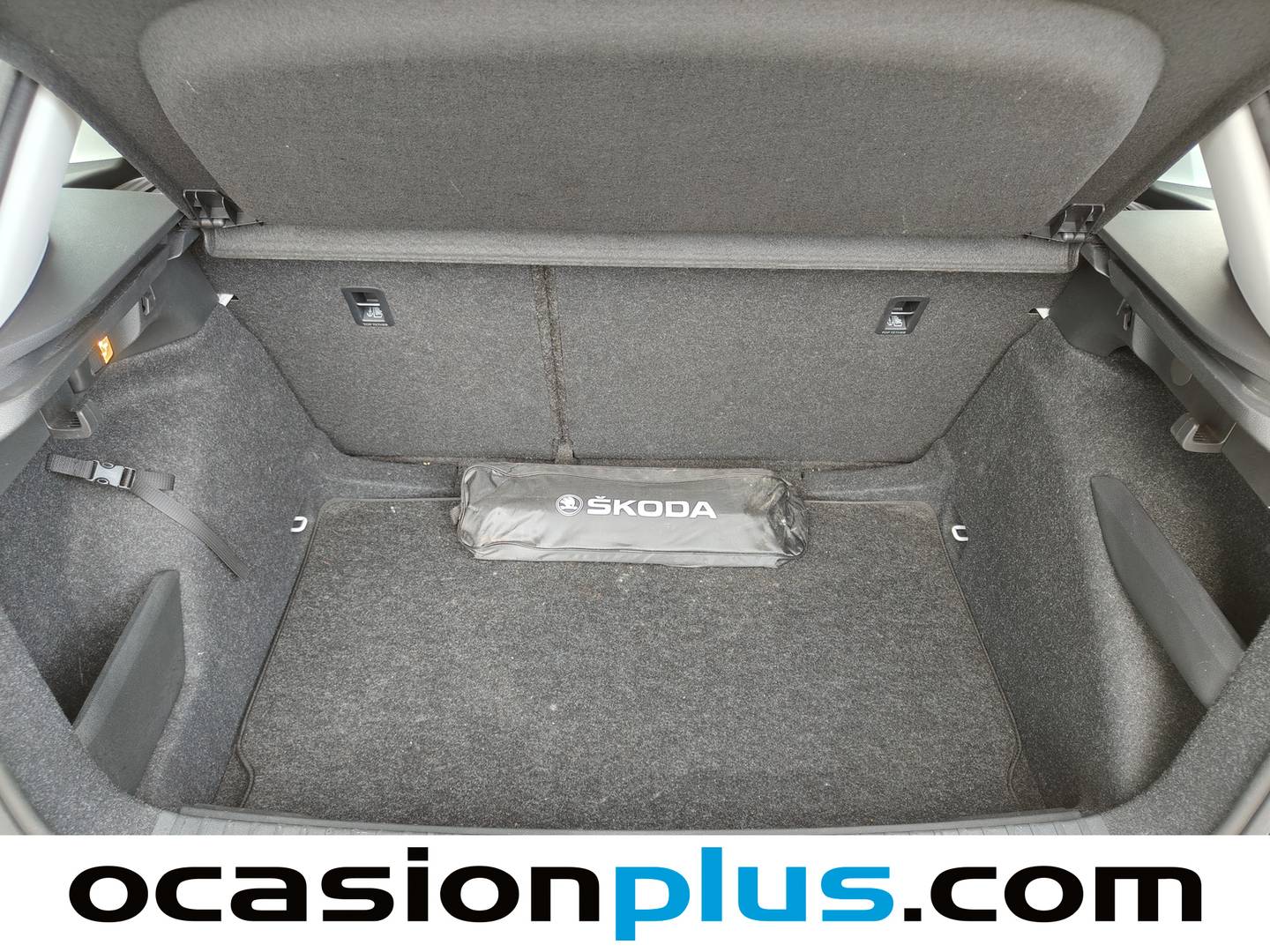 Fotos maletero Skoda Kamiq Skoda Kamiq 1.0 TSI Ambition (115 CV)