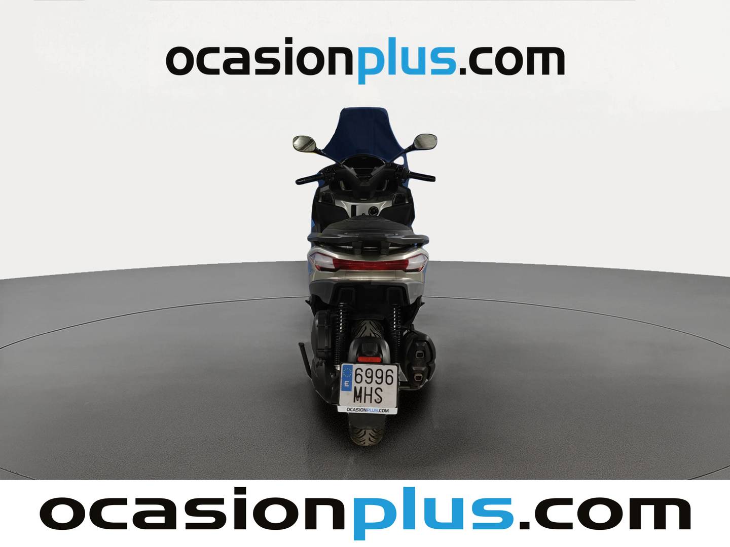 Foto trasera Piaggio MP3 400 HPE Piaggio MP3 400 HPE 400 HPE (35 CV) derecha