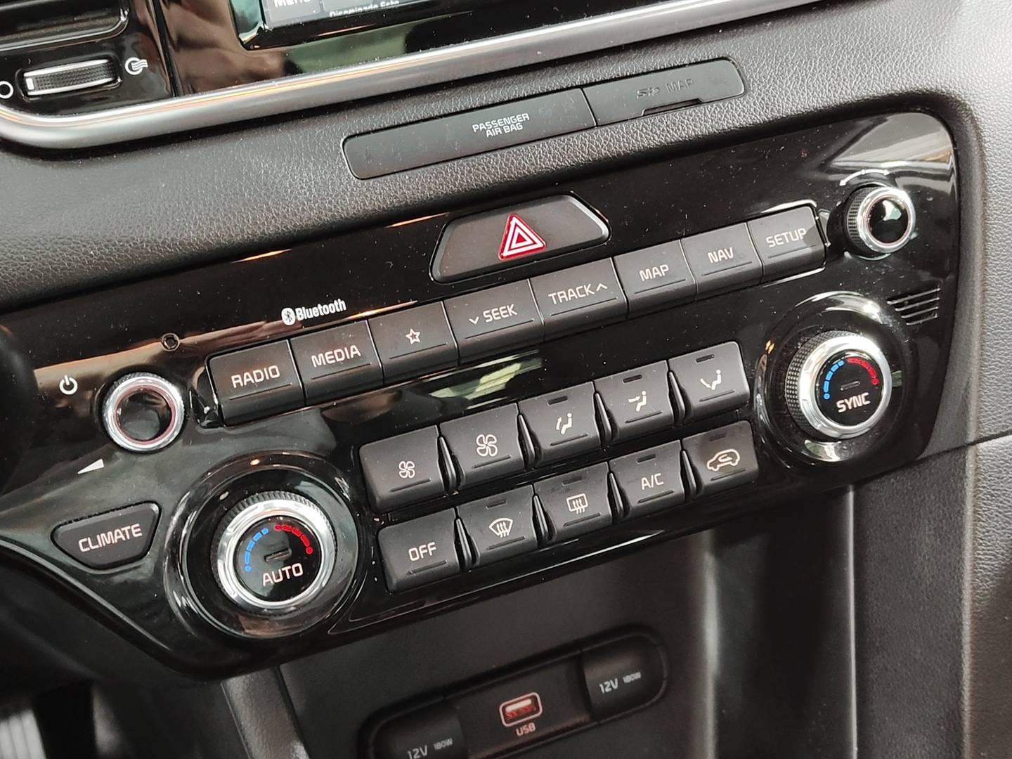 Foto KIA Sportage Kia Sportage 1.6 CRDi MHEV Drive Plus 4x2 (115 CV)