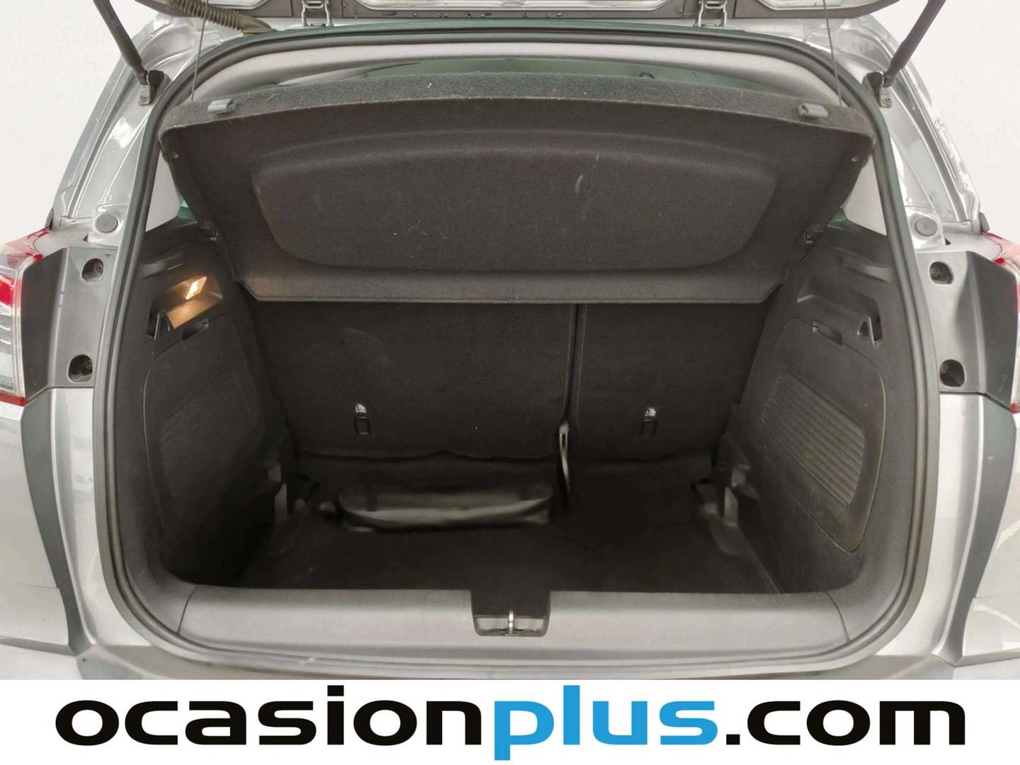 Fotos maletero Opel Crossland X Opel Crossland X 1.2 Turbo S&S ecoTEC Selective (110 CV)