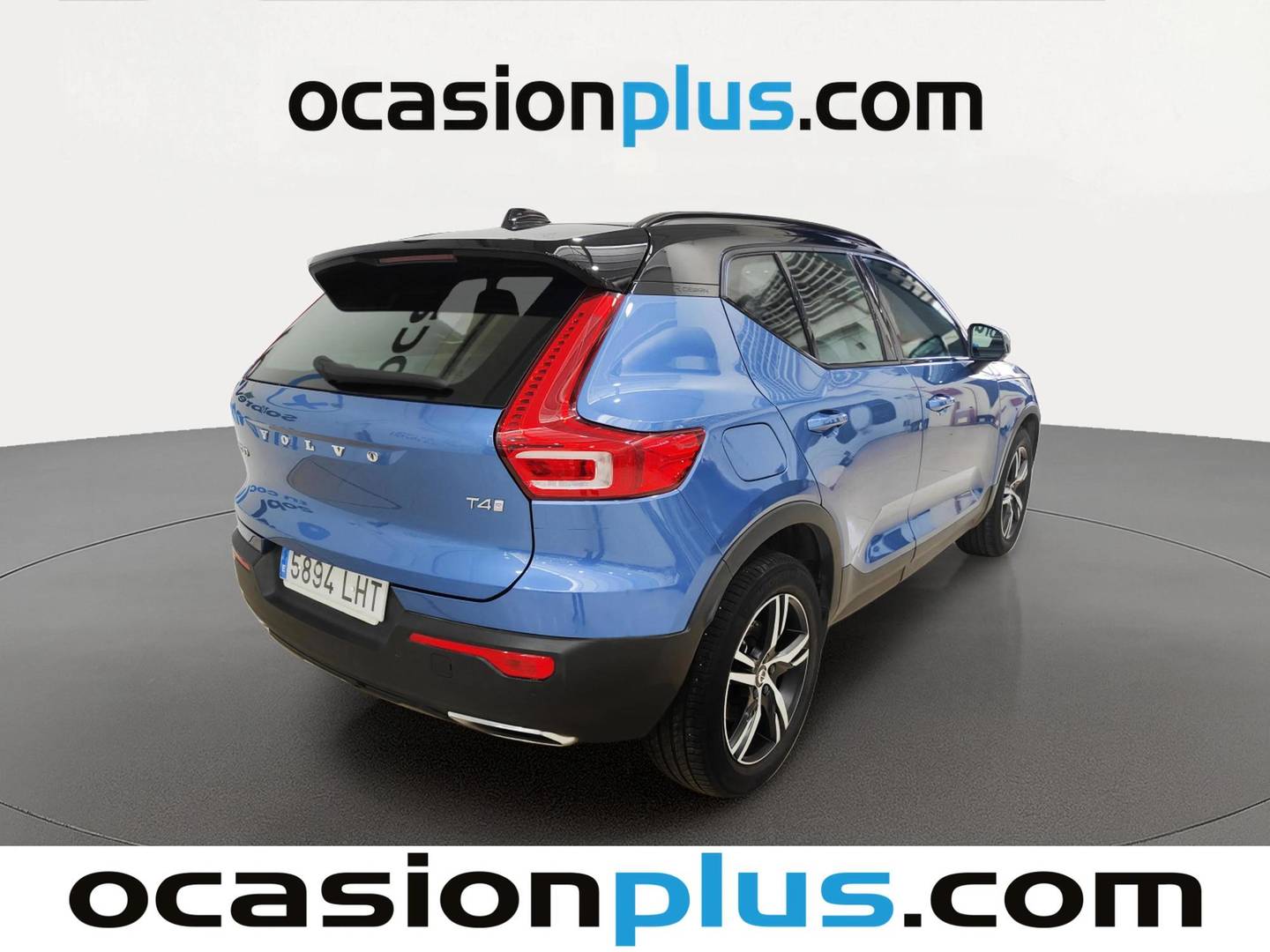 Foto trasera Volvo XC40 Volvo XC40 T4 R-Design Auto (190 CV) derecha