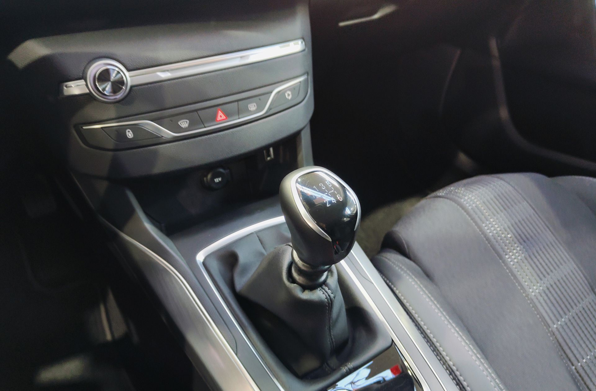 Peugeot 308 SW BlueHDi 130 Allure Pack - foto 5