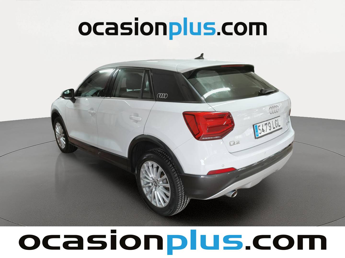 Foto trasera Audi Q2 Audi Q2 design 30 TFSI  (116 CV) izquierda